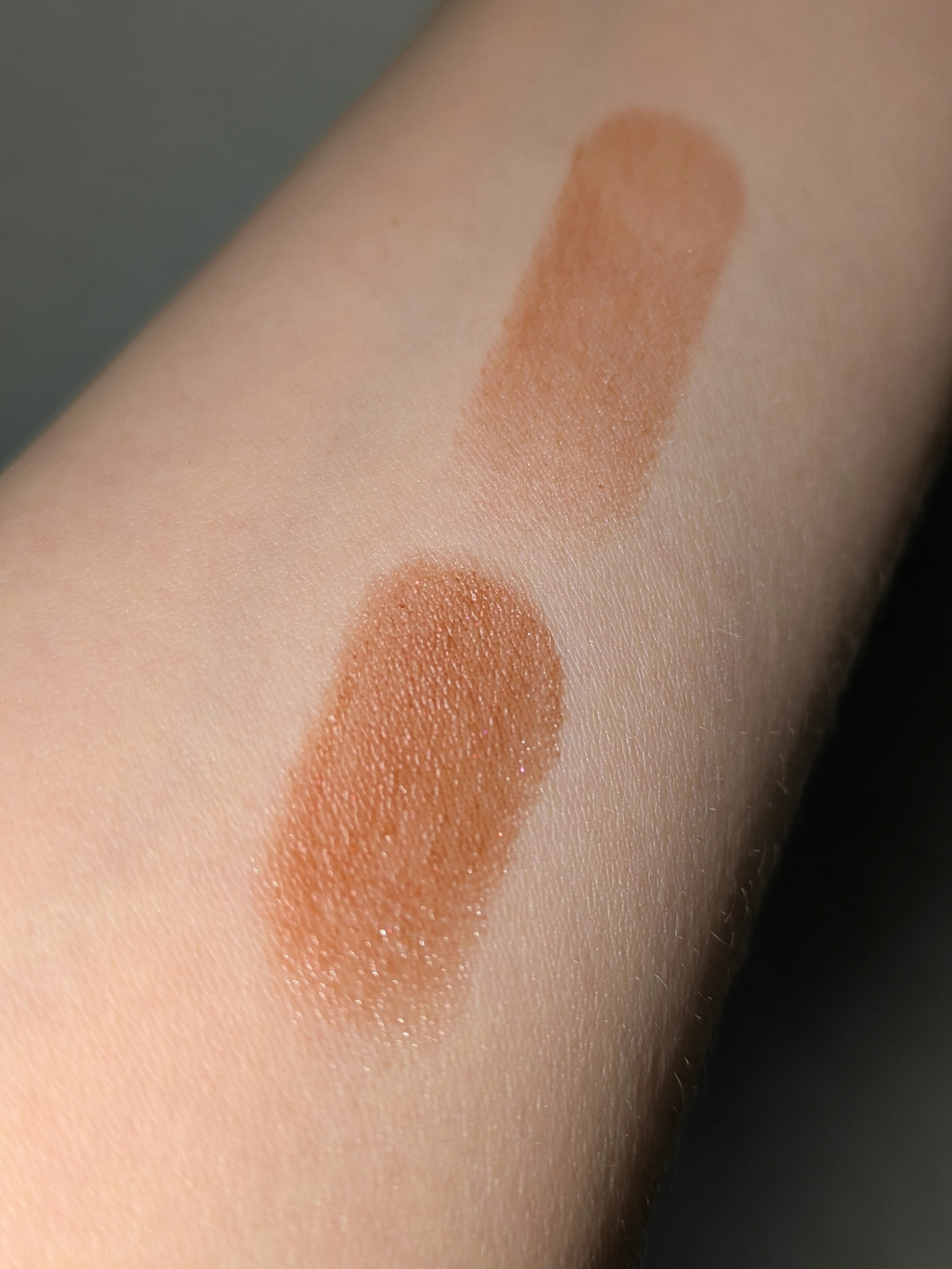 モイスチャー グレイズ リップスティック/SUQQU/口紅を使ったクチコミ（2枚目）