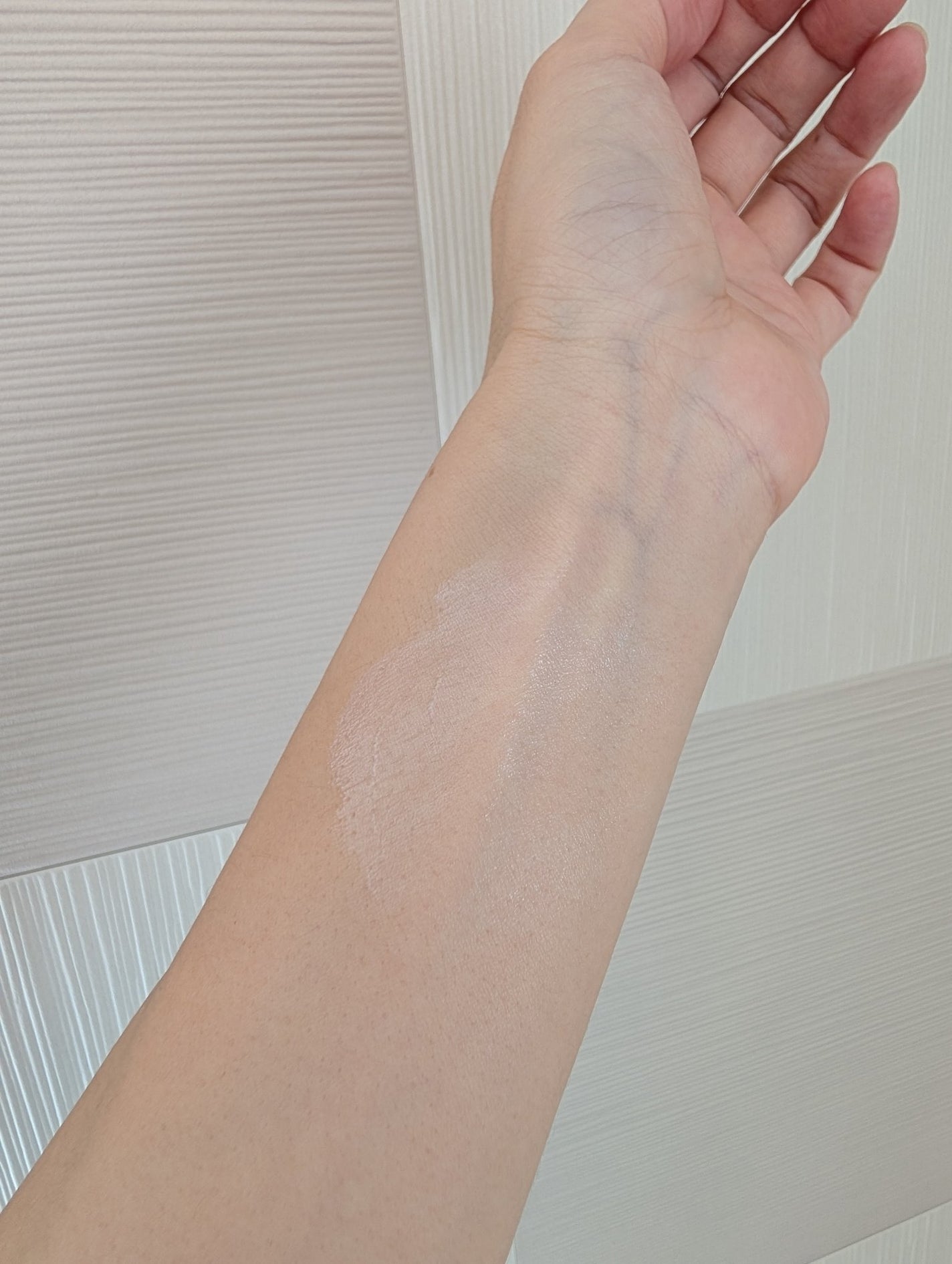 ヒアルーシカ ウォーターフィット サンセラム/SKIN1004/日焼け止めローションを使ったクチコミ(5枚目)