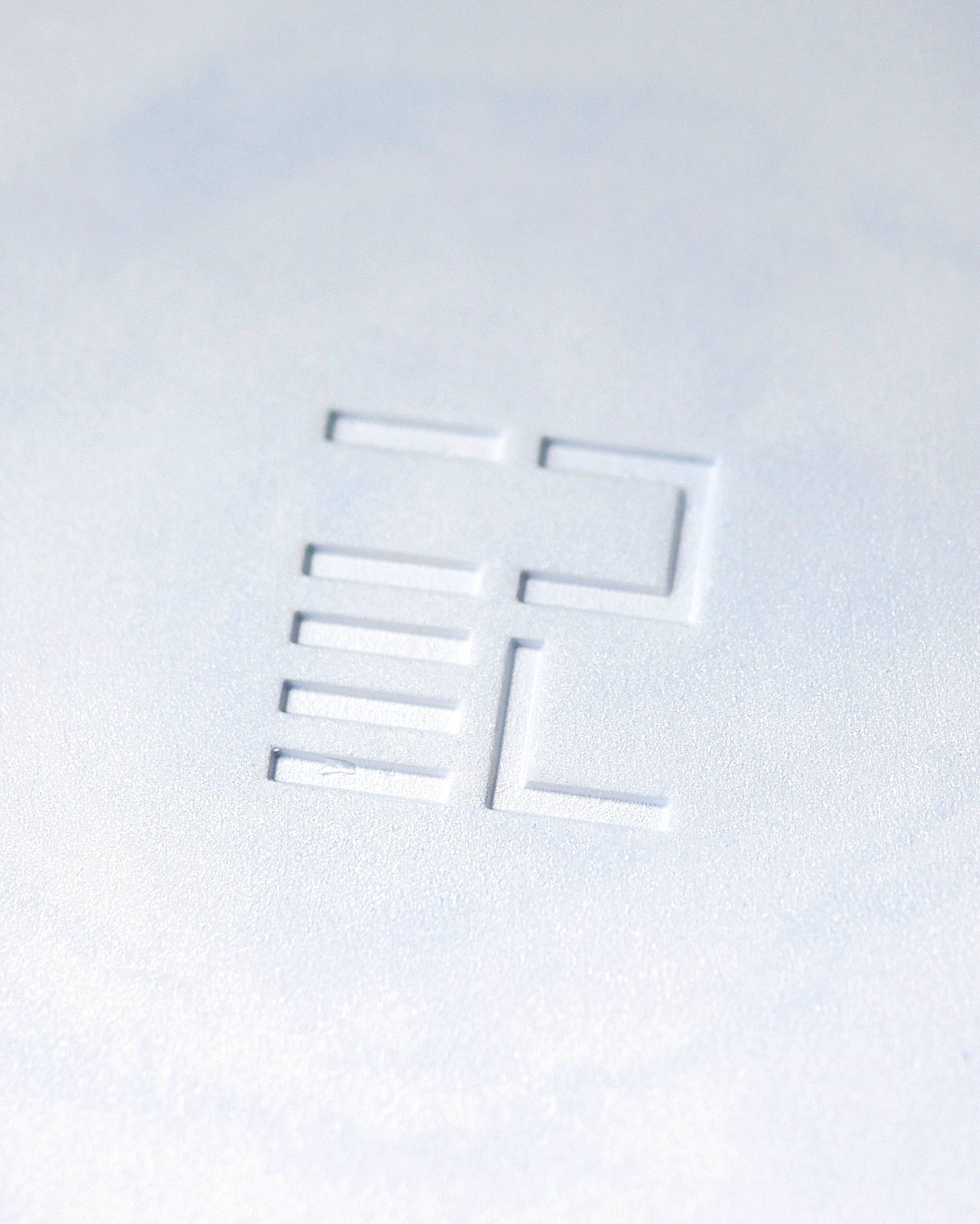 トランスルーシェント ブルーリング セッティング パウダー/PERFECT DIARY/プレストパウダーを使ったクチコミ（2枚目）