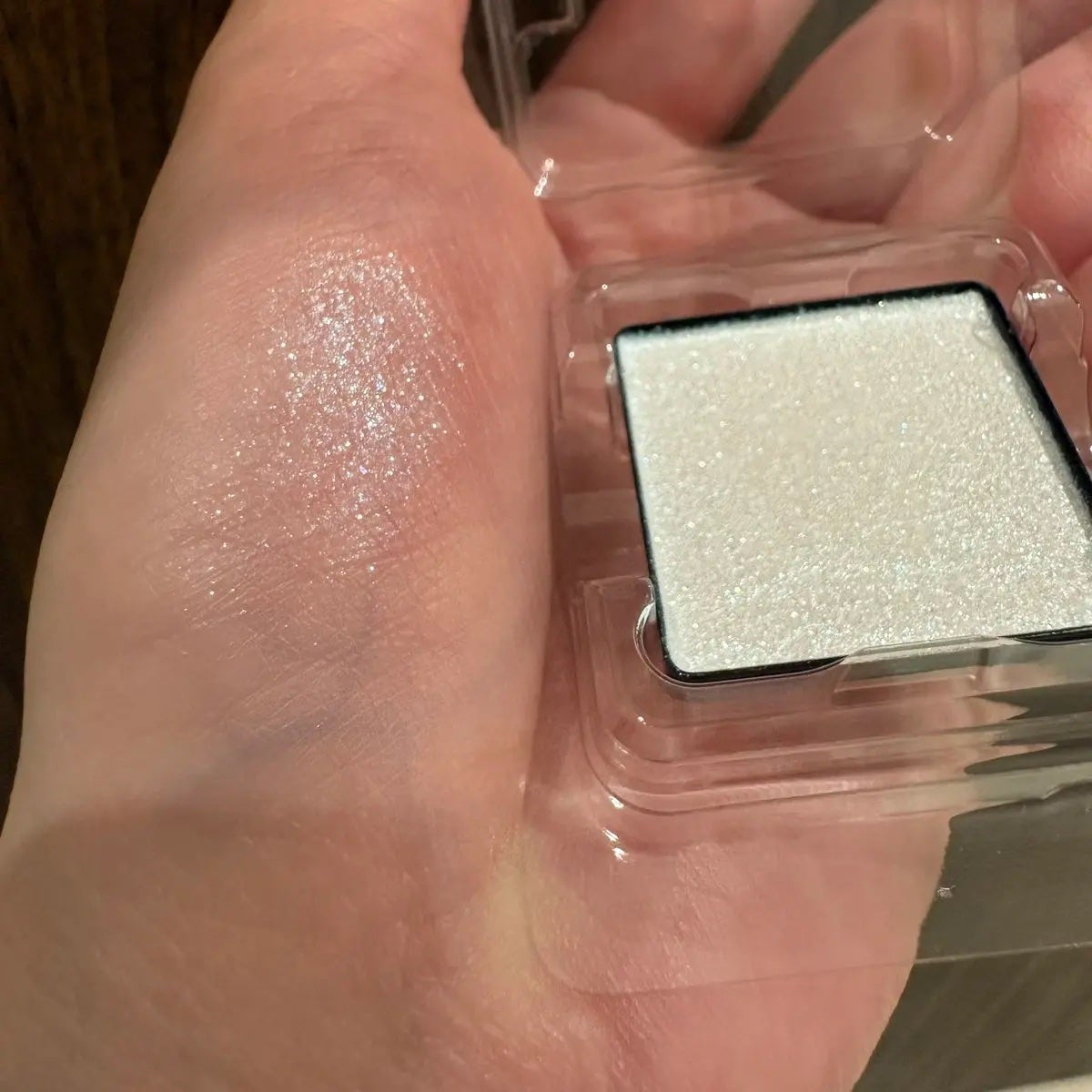 RMK インフィニシェイド シングル アイシャドウ/RMK/単色アイシャドウを使ったクチコミ(2枚目)