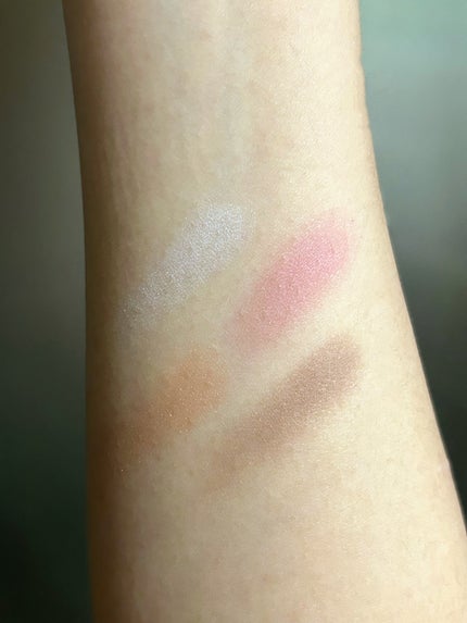 トーン ペタル フロート アイパレット/to/one/アイシャドウパレットを使ったクチコミ(2枚目)