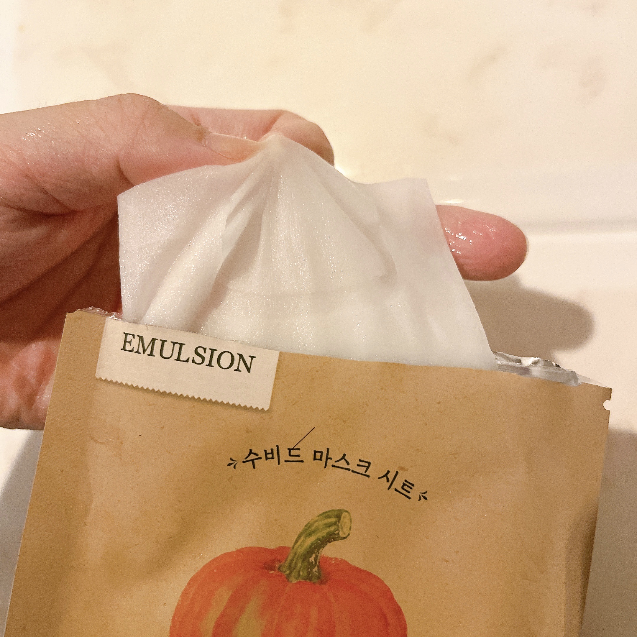 スーヴィッド マスクシート パンプキン/SKINFOOD/シートマスク・パックを使ったクチコミ（2枚目）