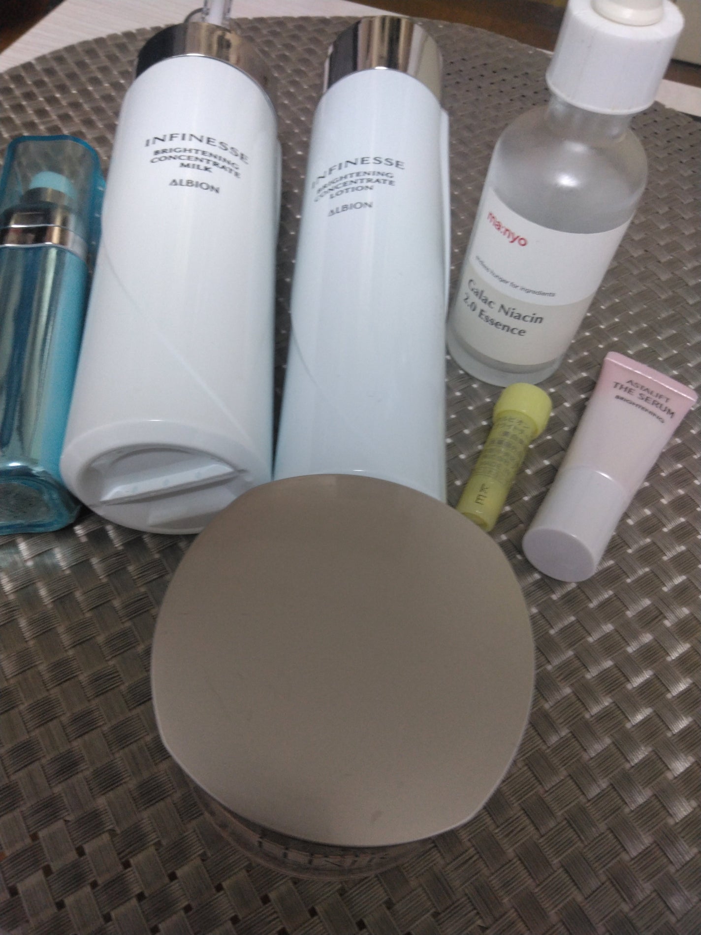 エリクシール ホワイト ブライトニング スリーピングジェルパック/エリクシール/フェイスクリームを使ったクチコミ(1枚目)