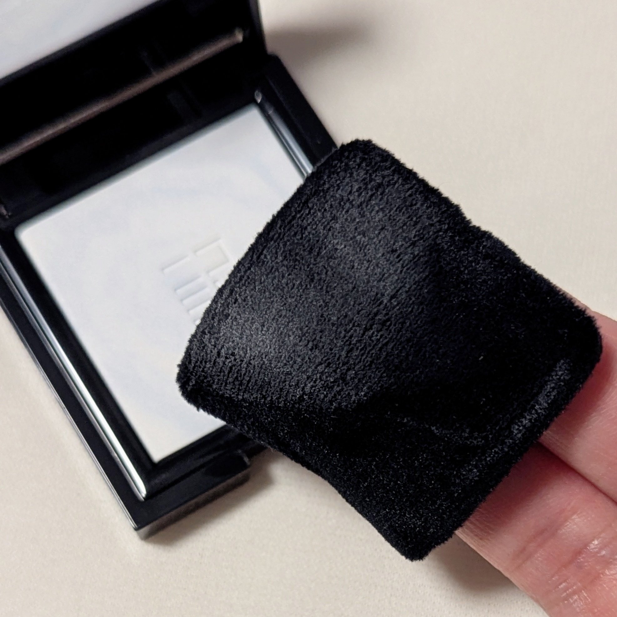 トランスルーシェント ブルーリング セッティング パウダー/PERFECT DIARY/プレストパウダーを使ったクチコミ（3枚目）