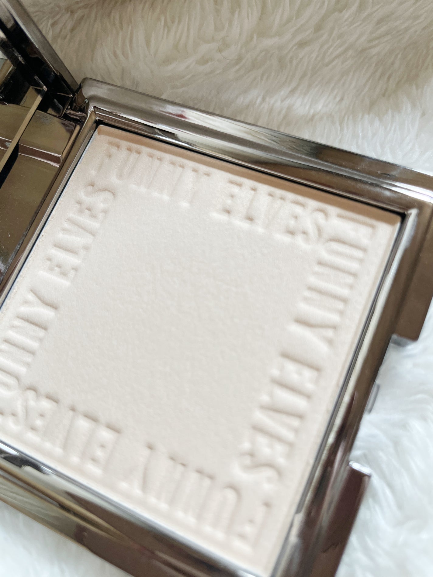 ソフトマットプレストパウダー/FUNNY ELVES方里/プレストパウダーを使ったクチコミ(3枚目)