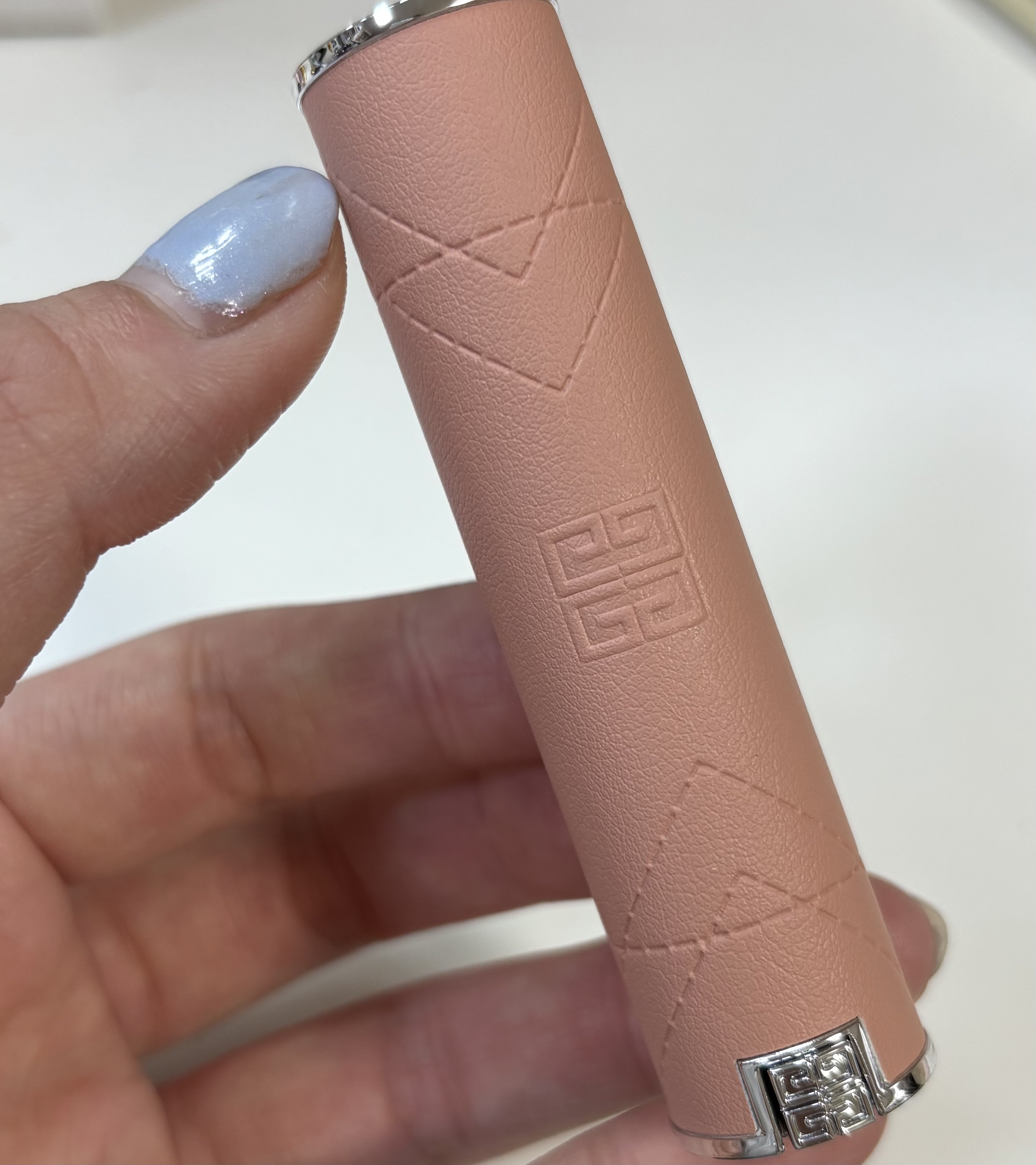 ローズ・パーフェクト・シャイン/GIVENCHY/口紅を使ったクチコミ（2枚目）