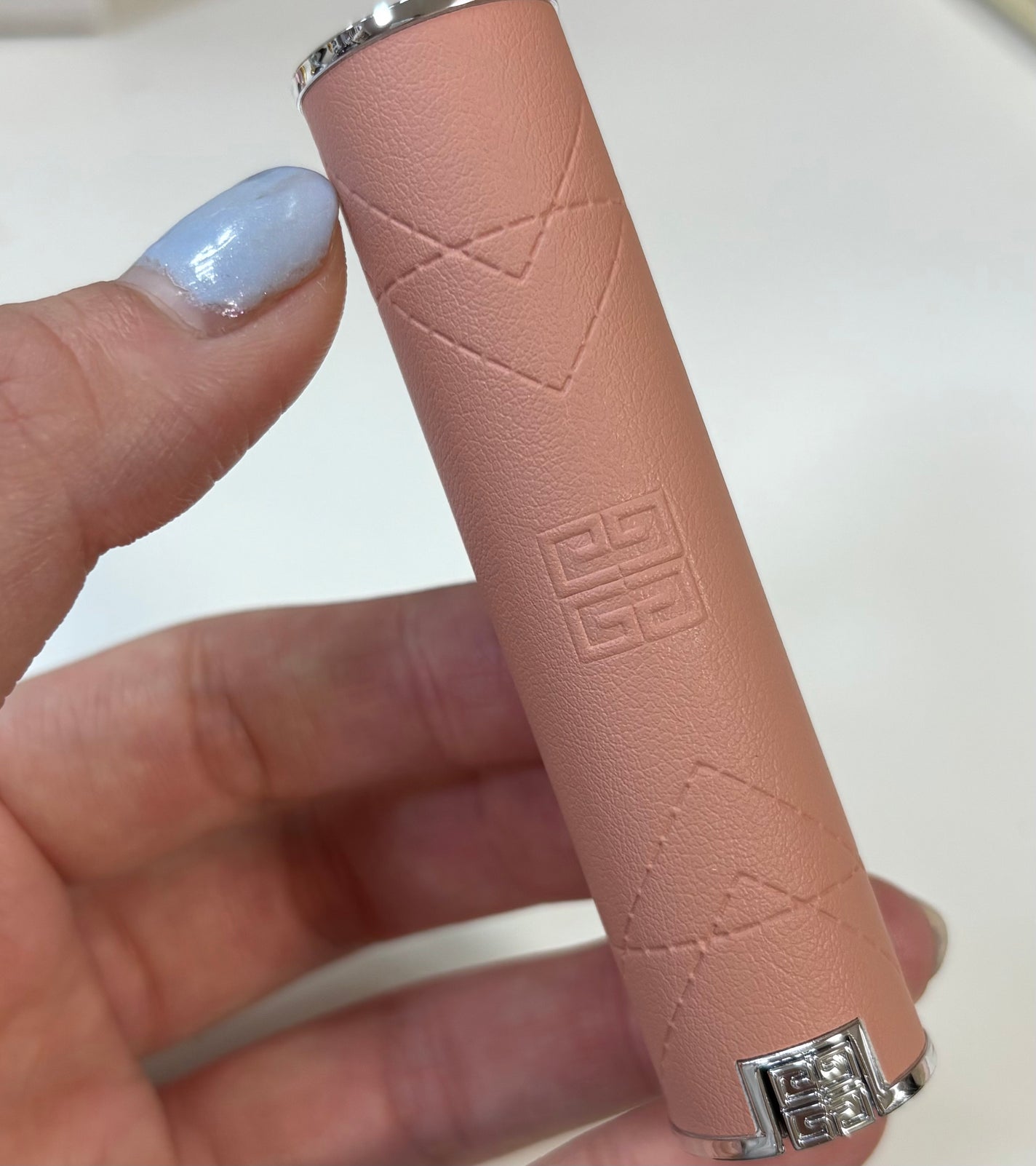 ローズ・パーフェクト・シャイン/GIVENCHY/口紅を使ったクチコミ(2枚目)