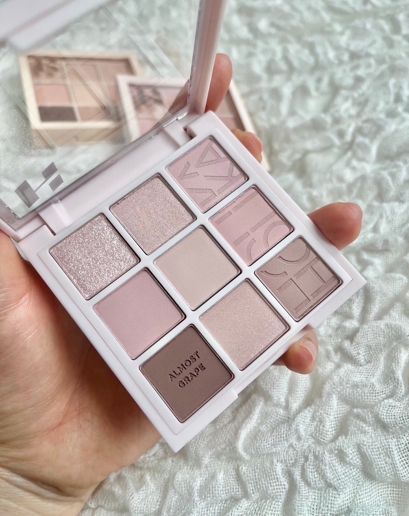 マイフェイブムードアイパレット 9カラー/HOLIKA HOLIKA/アイシャドウパレットを使ったクチコミ(4枚目)