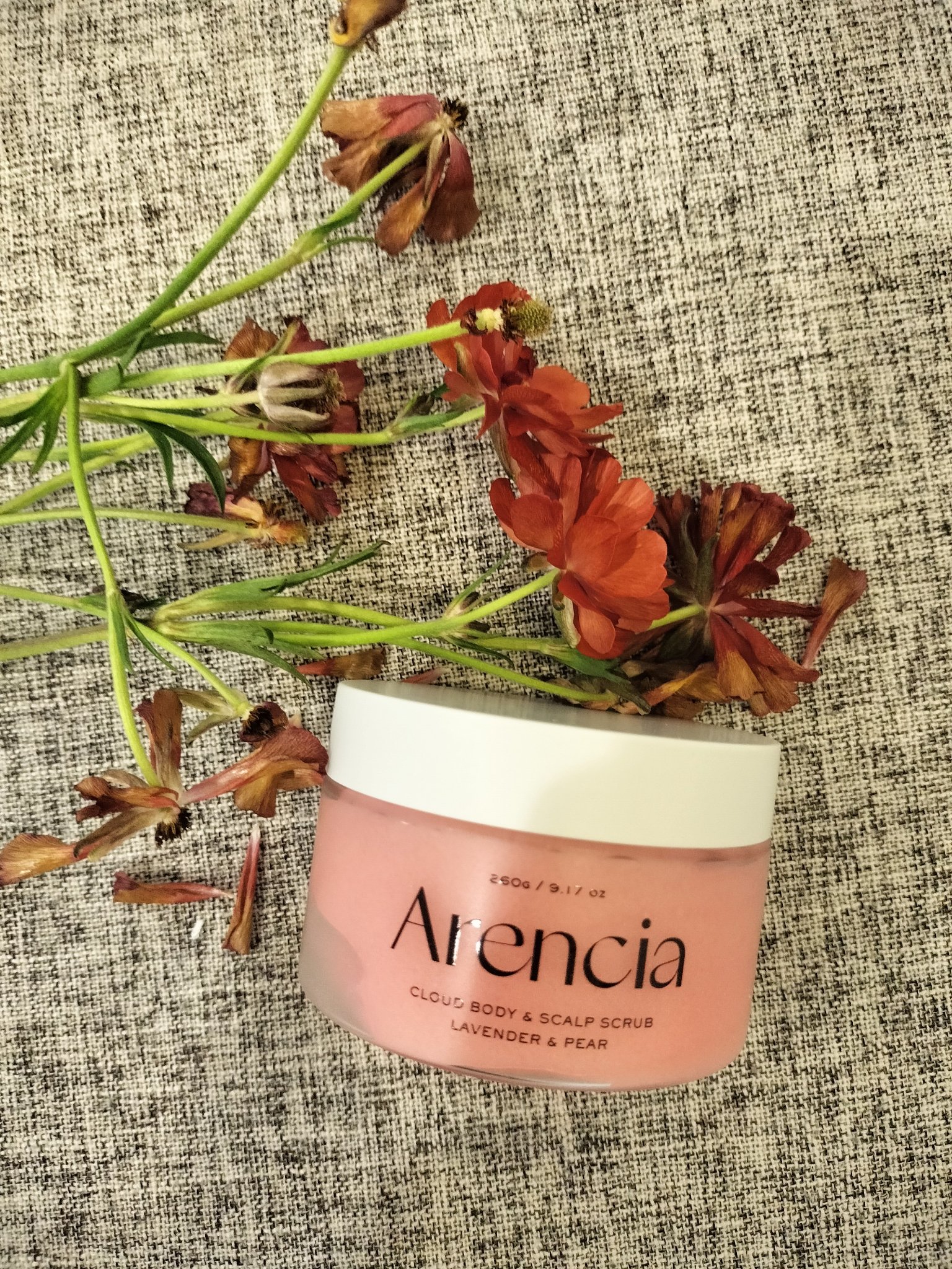 フレッシュクラウドスクラブ ラベンダー&ペア/アレンシア/ボディスクラブを使ったクチコミ（1枚目）