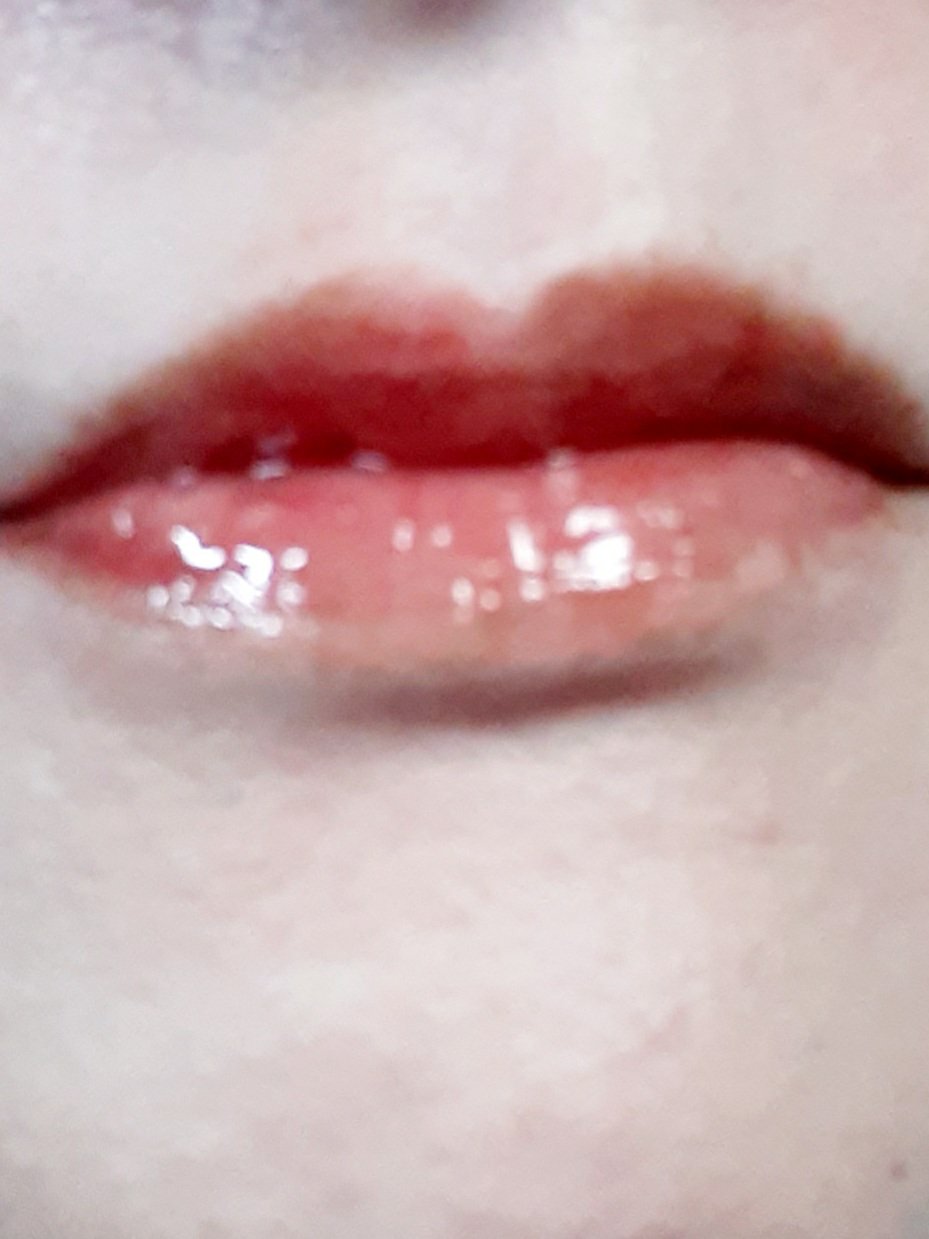 ジューシーベリープランピングリップオイル/TOCOBO/リップグロスを使ったクチコミ（3枚目）