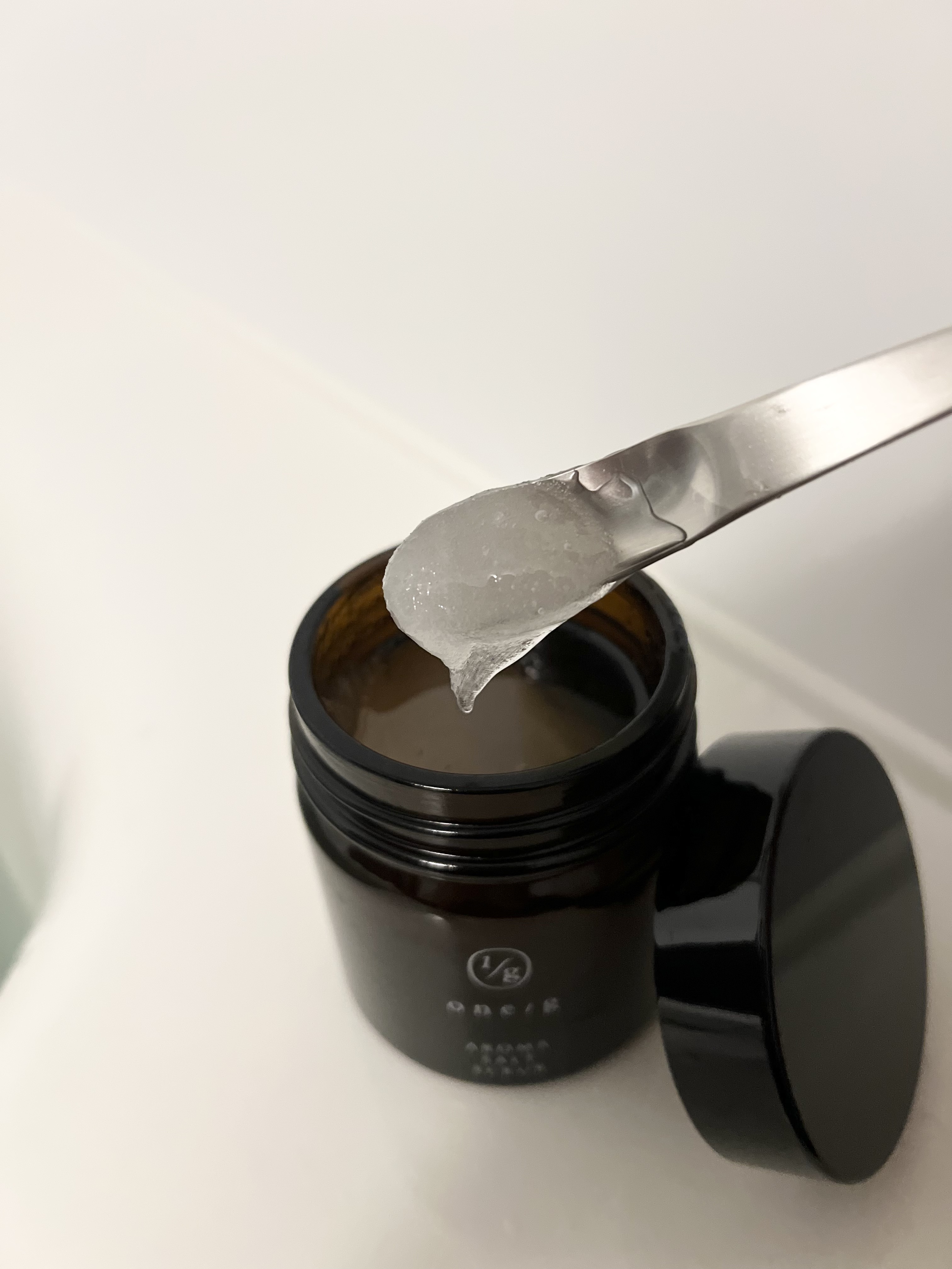 アロマソルトスクラブ/ワンオーバージー/ボディスクラブを使ったクチコミ（2枚目）