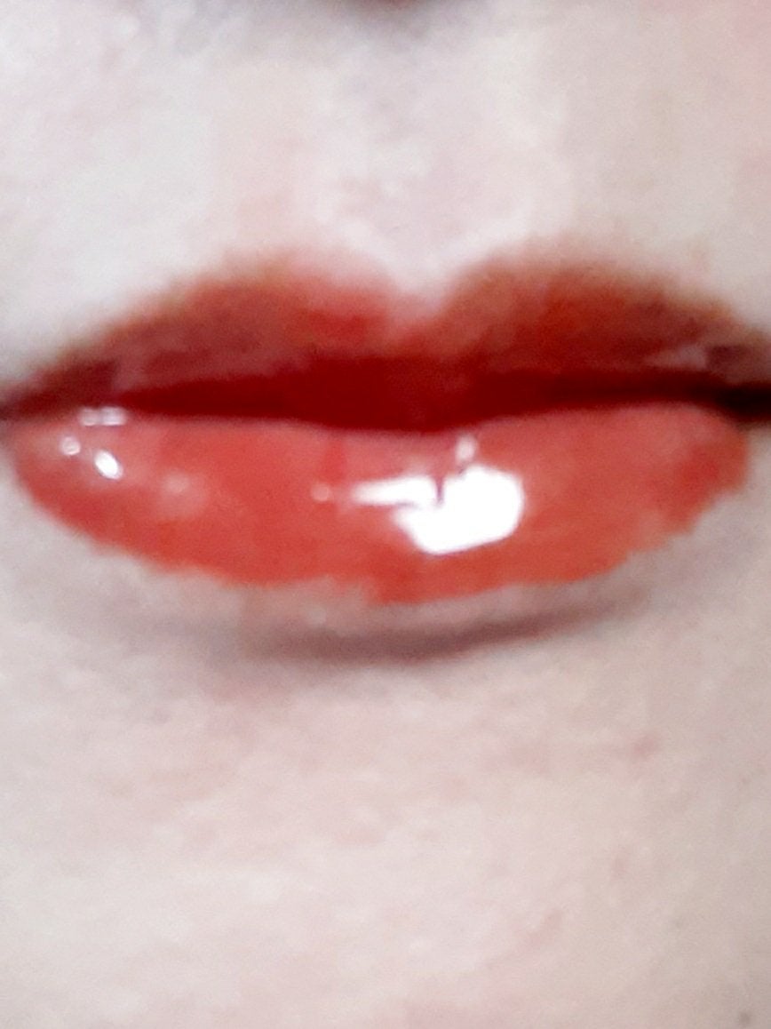 ジューシーベリープランピングリップオイル/TOCOBO/リップグロスを使ったクチコミ(5枚目)