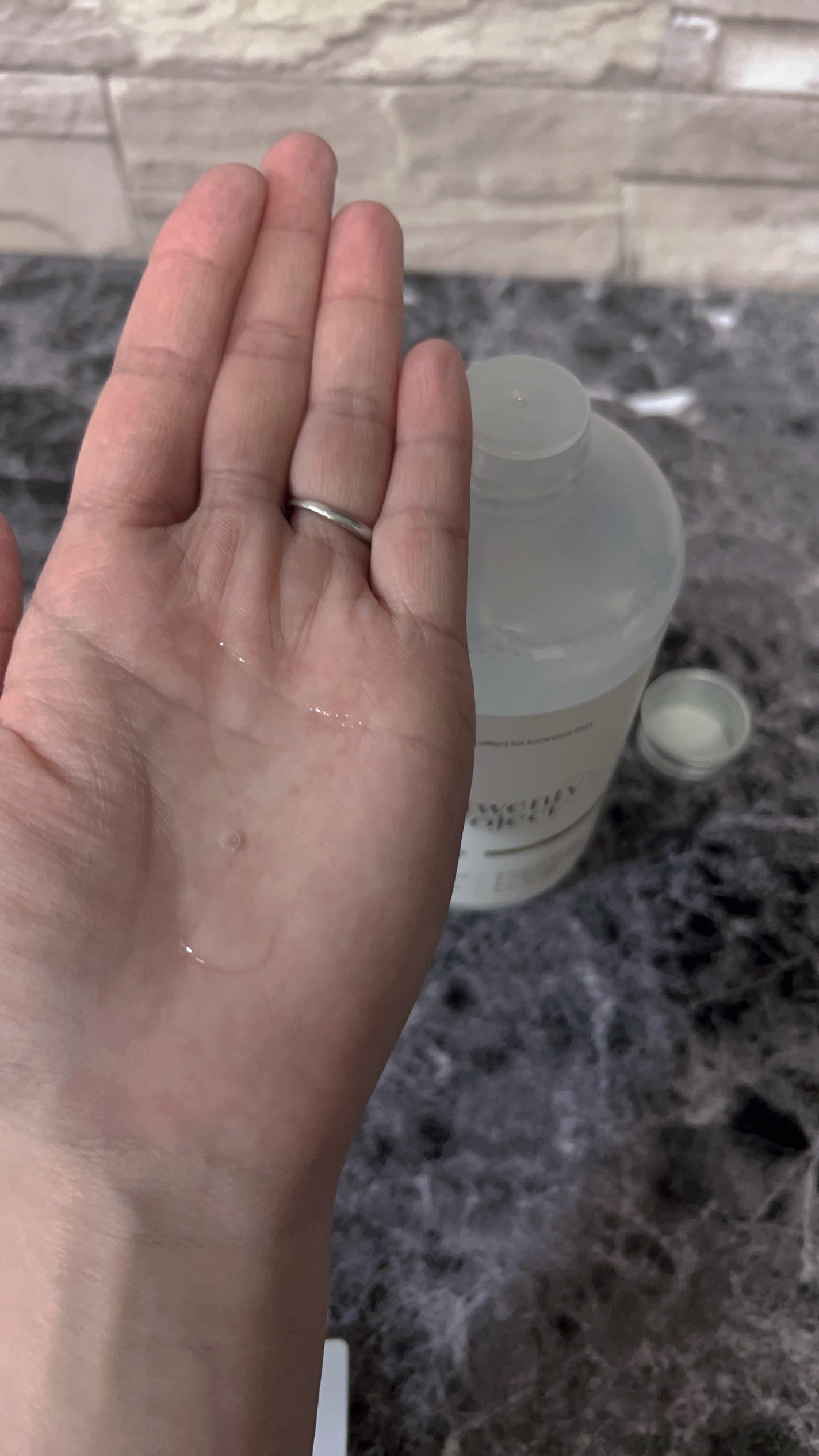 クリアニックホワイトトナー/Dr.Twenty Project/化粧水を使ったクチコミ(2枚目)