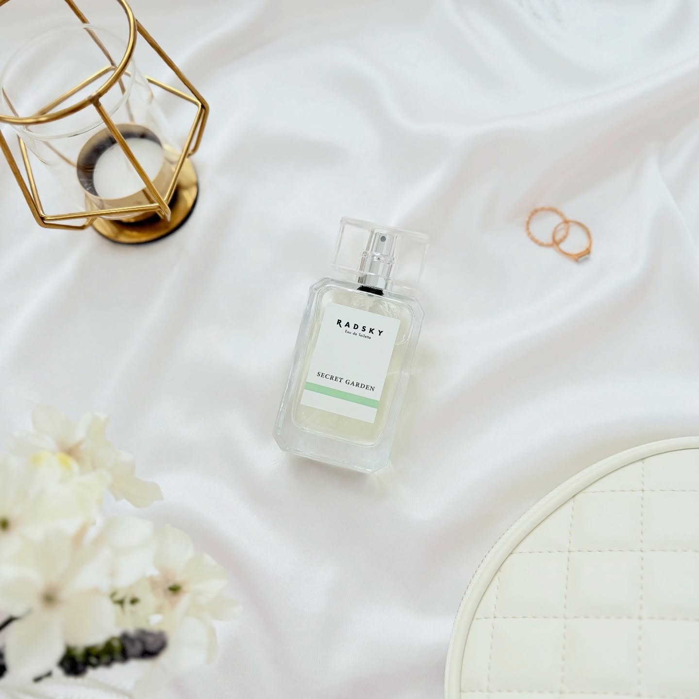 ラッドスカイ シークレットガーデン オードトワレ/ラッドスカイ/香水(その他)を使ったクチコミ（1枚目）