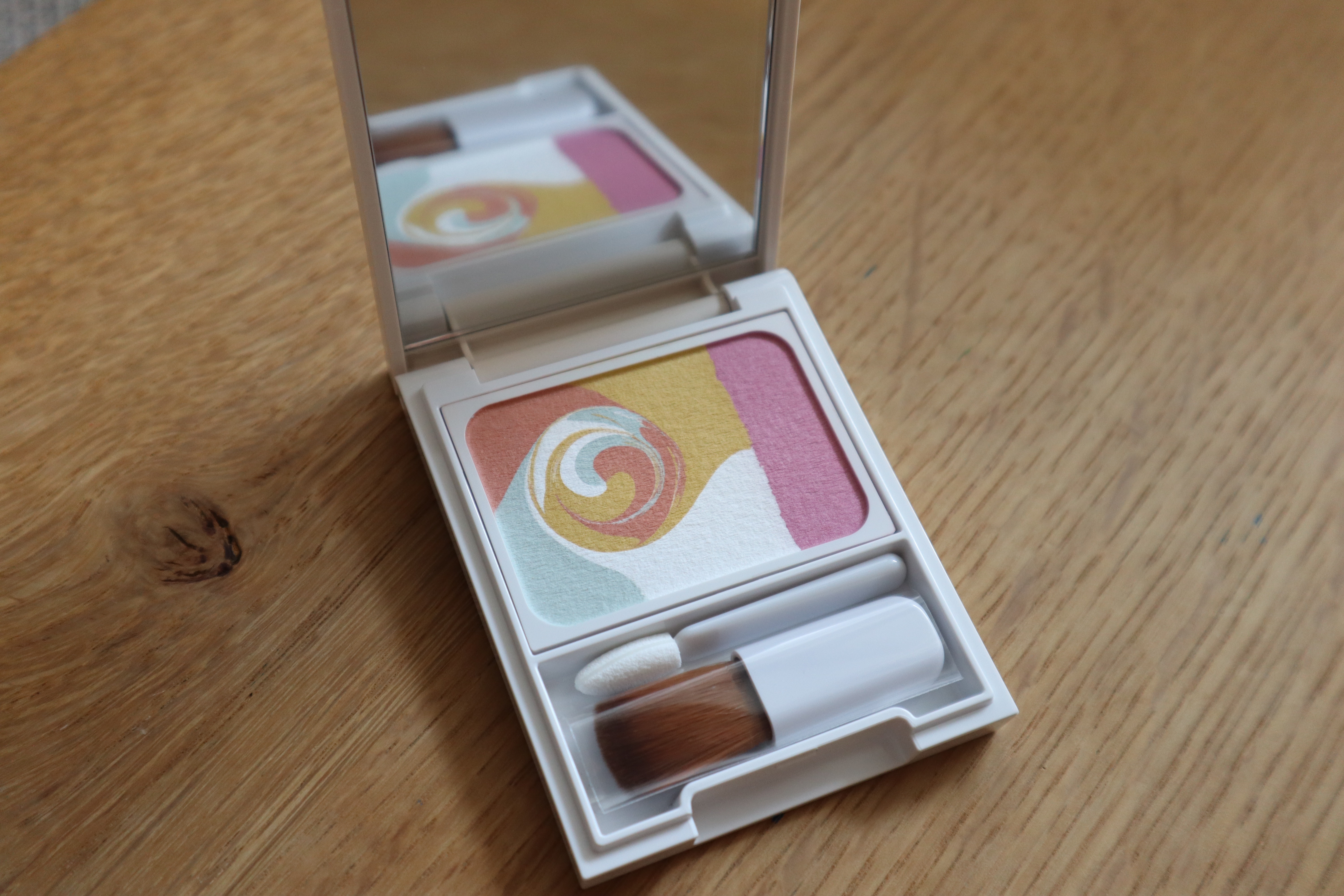 ディエム クルール カラーブレンドパウダーコンシーラー/ディエム クルール/パウダーコンシーラーを使ったクチコミ（2枚目）