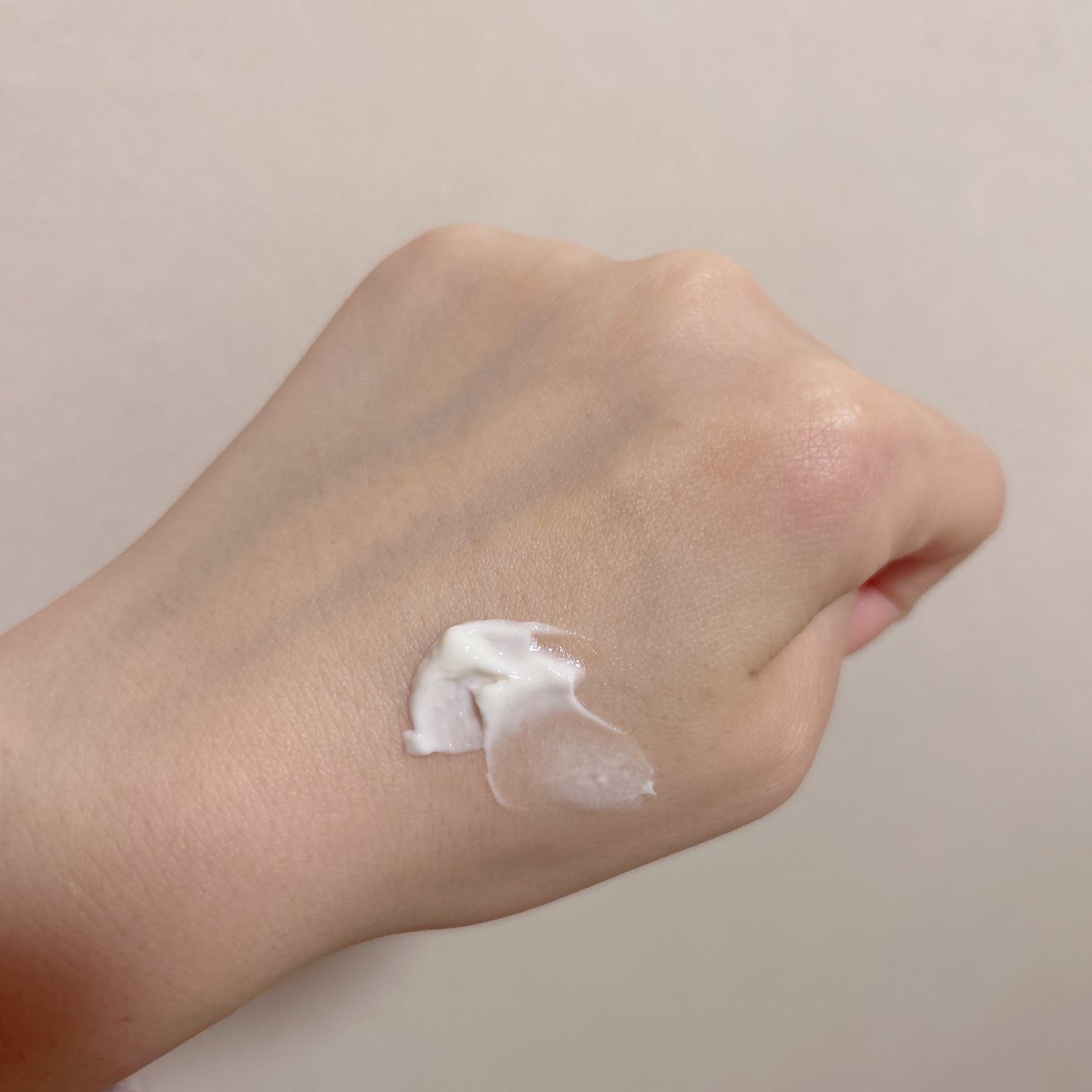 ワイルドローズ ハンドクリーム/ニールズヤード レメディーズ/ハンドクリームを使ったクチコミ(3枚目)