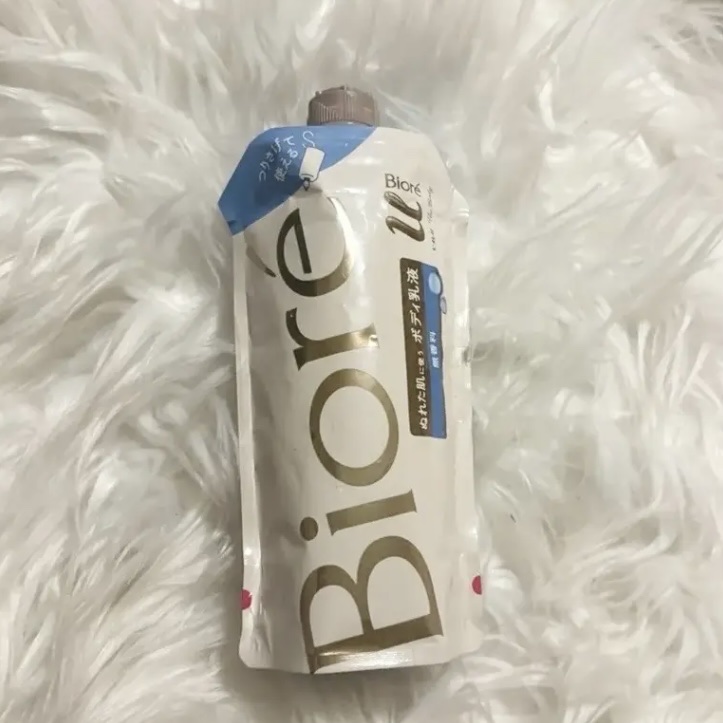 ザ ボディ ぬれた肌に使うボディ乳液 無香料 つりさげパック(つけかえ用)/ビオレu/ボディミルクを使ったクチコミ（1枚目）