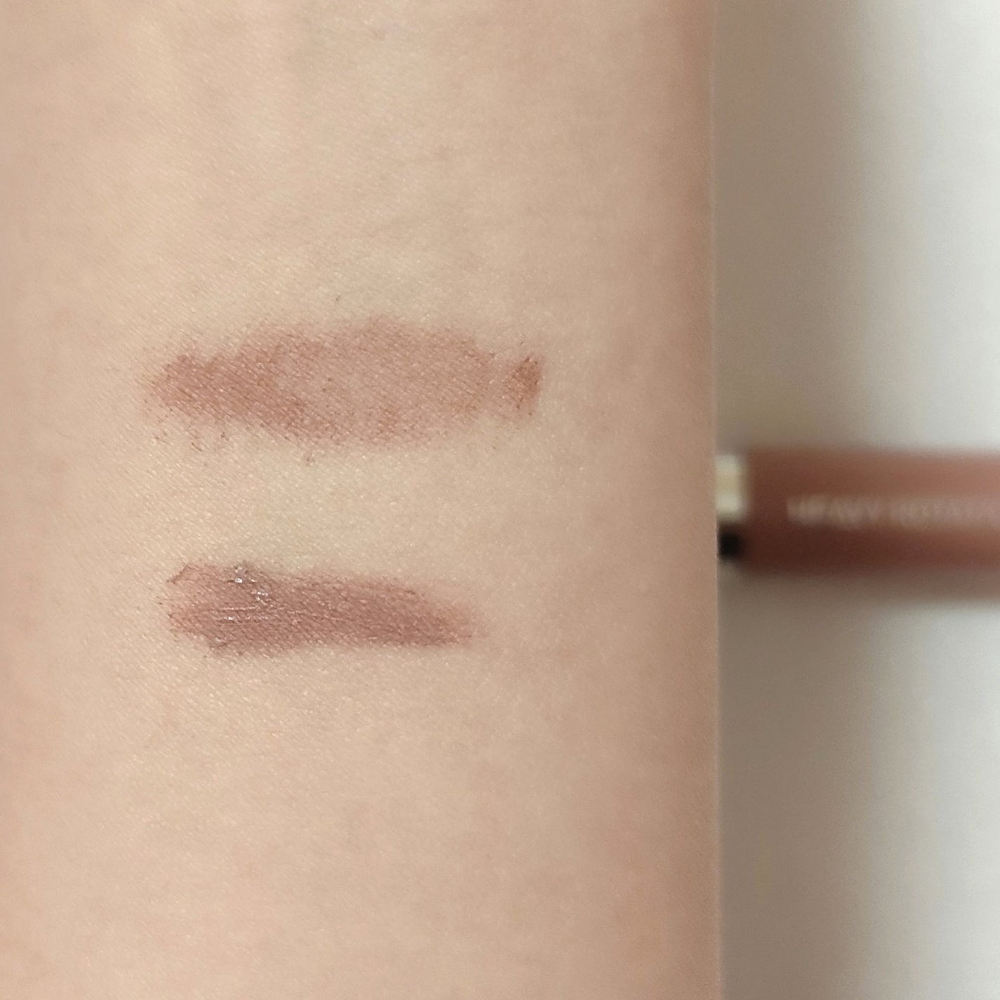 ヘビーローテーション カラーリングアイブロウEX/ヘビーローテーション/眉マスカラを使ったクチコミ(3枚目)