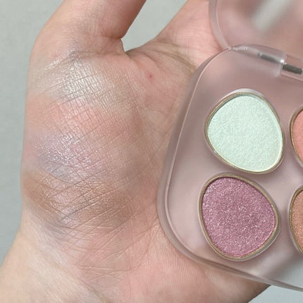 トーン ペタル フロート アイパレット/to/one/アイシャドウパレットを使ったクチコミ(4枚目)