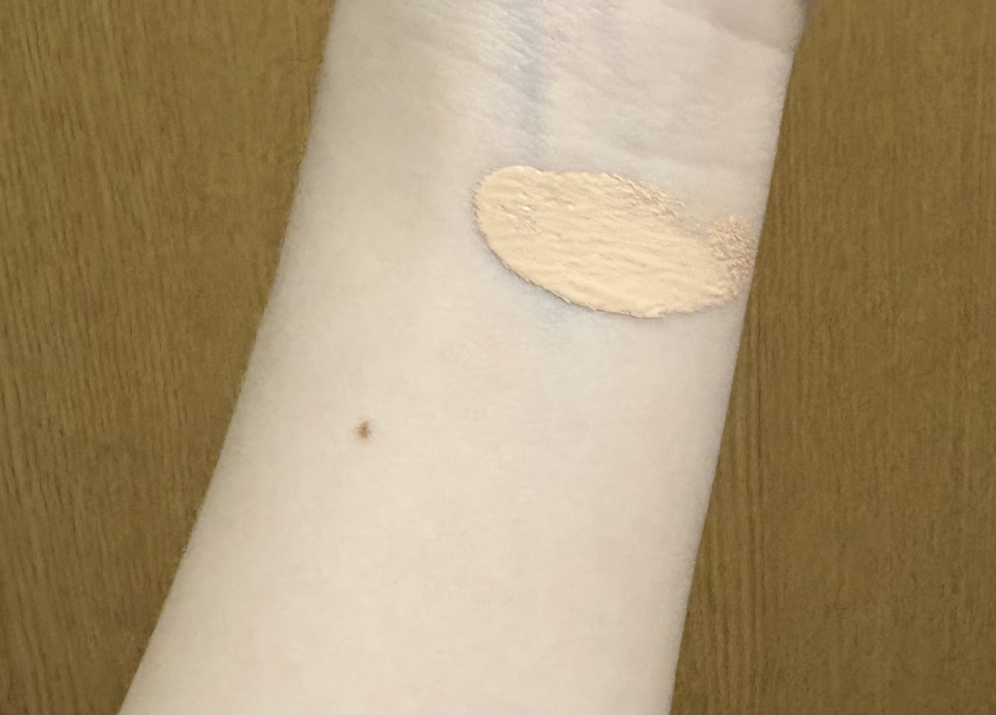 カバーリシャス アルティメット ホワイトクッション モイスチャー/BANILA CO/クッションファンデーションを使ったクチコミ（3枚目）