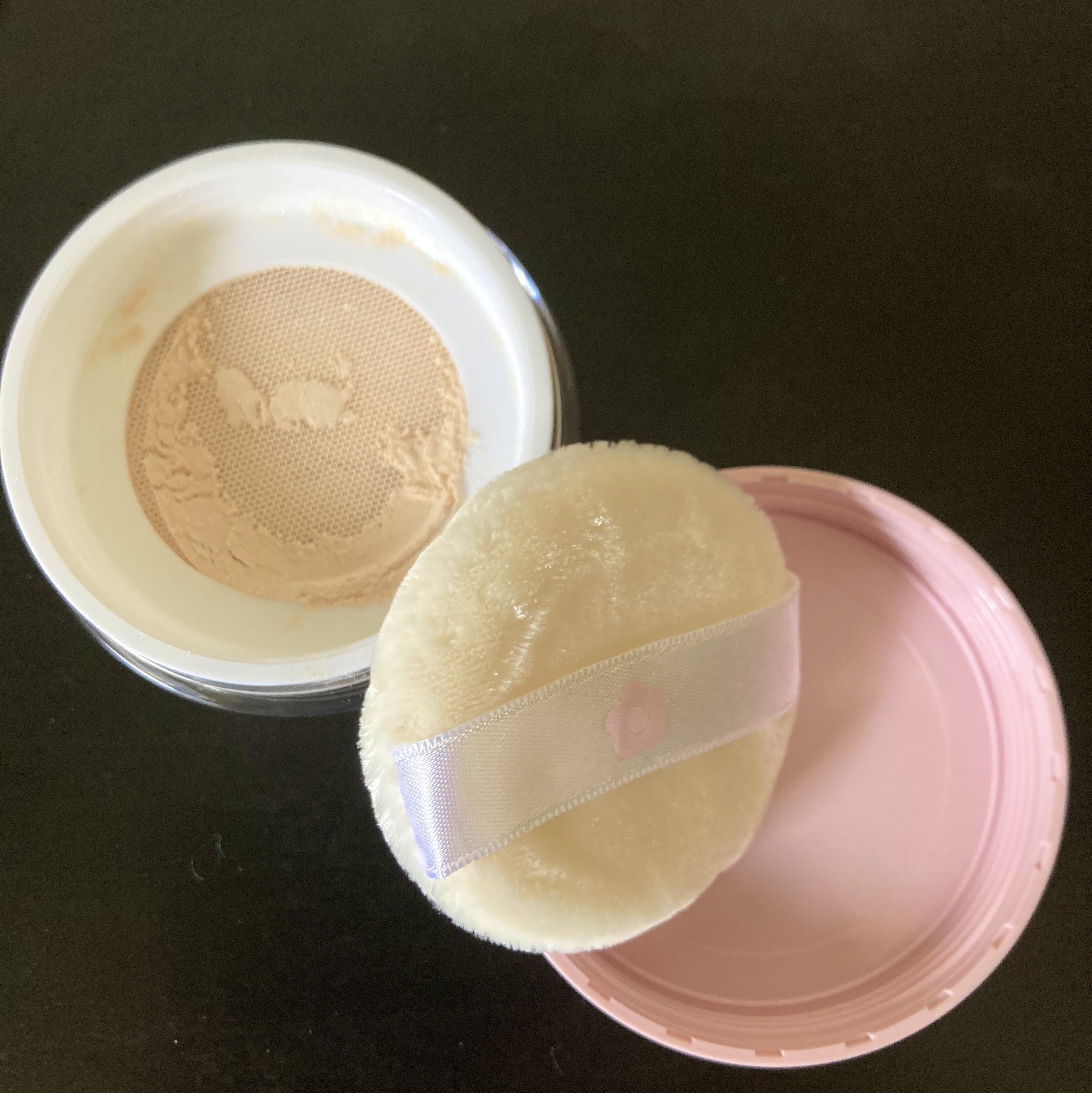 ルース パウダー 02 グロウ/DAISY DOLL by MARY QUANT/ルースパウダーを使ったクチコミ（2枚目）