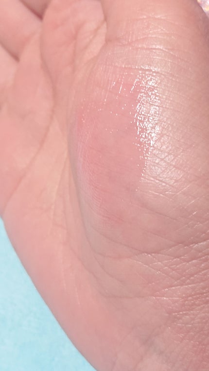 モイストピュアカラーリップ チェリーレッド/ニベア/リップクリームを使ったクチコミ(2枚目)