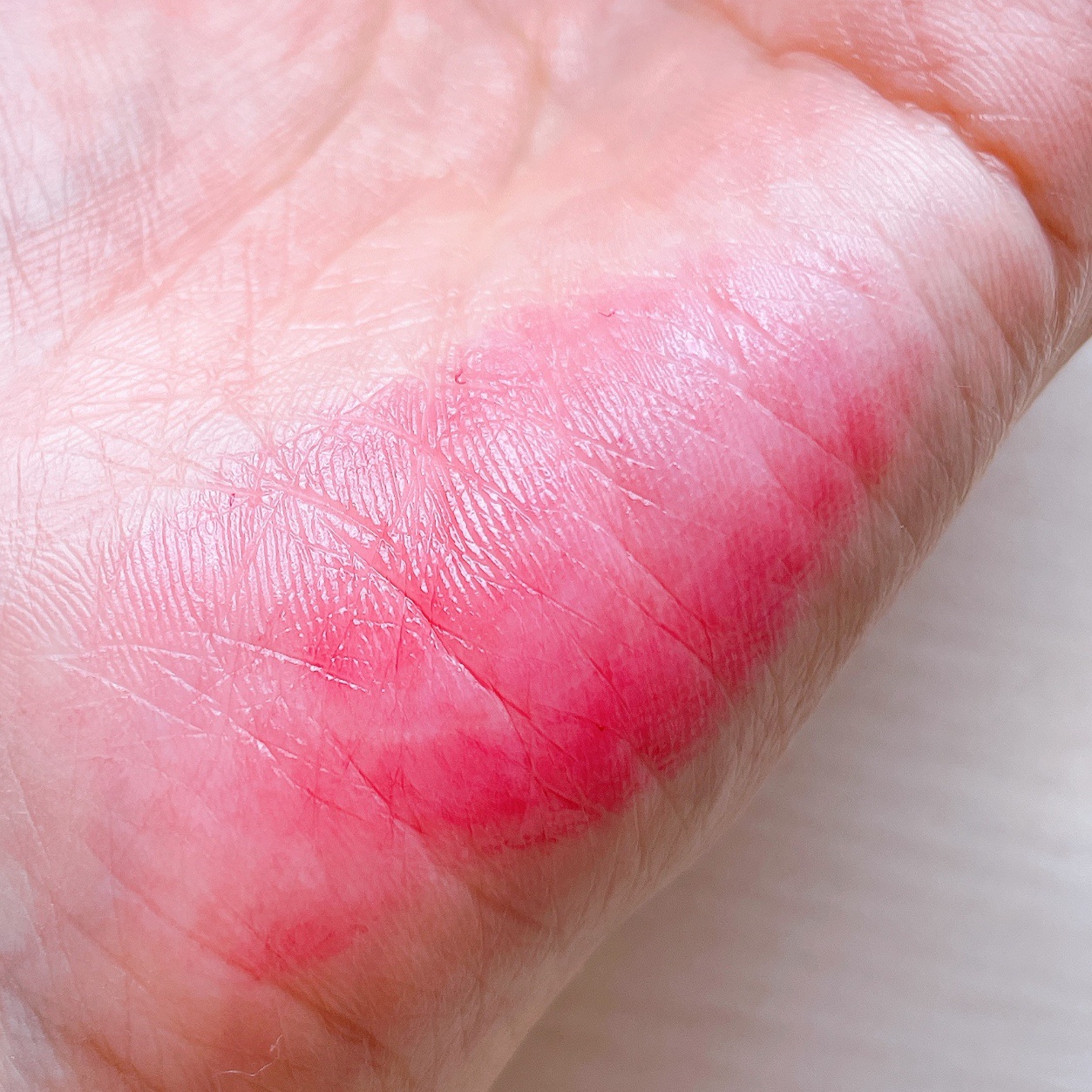 ジューシーヴェールジェリーティント/MilleFée/リップティントを使ったクチコミ（3枚目）