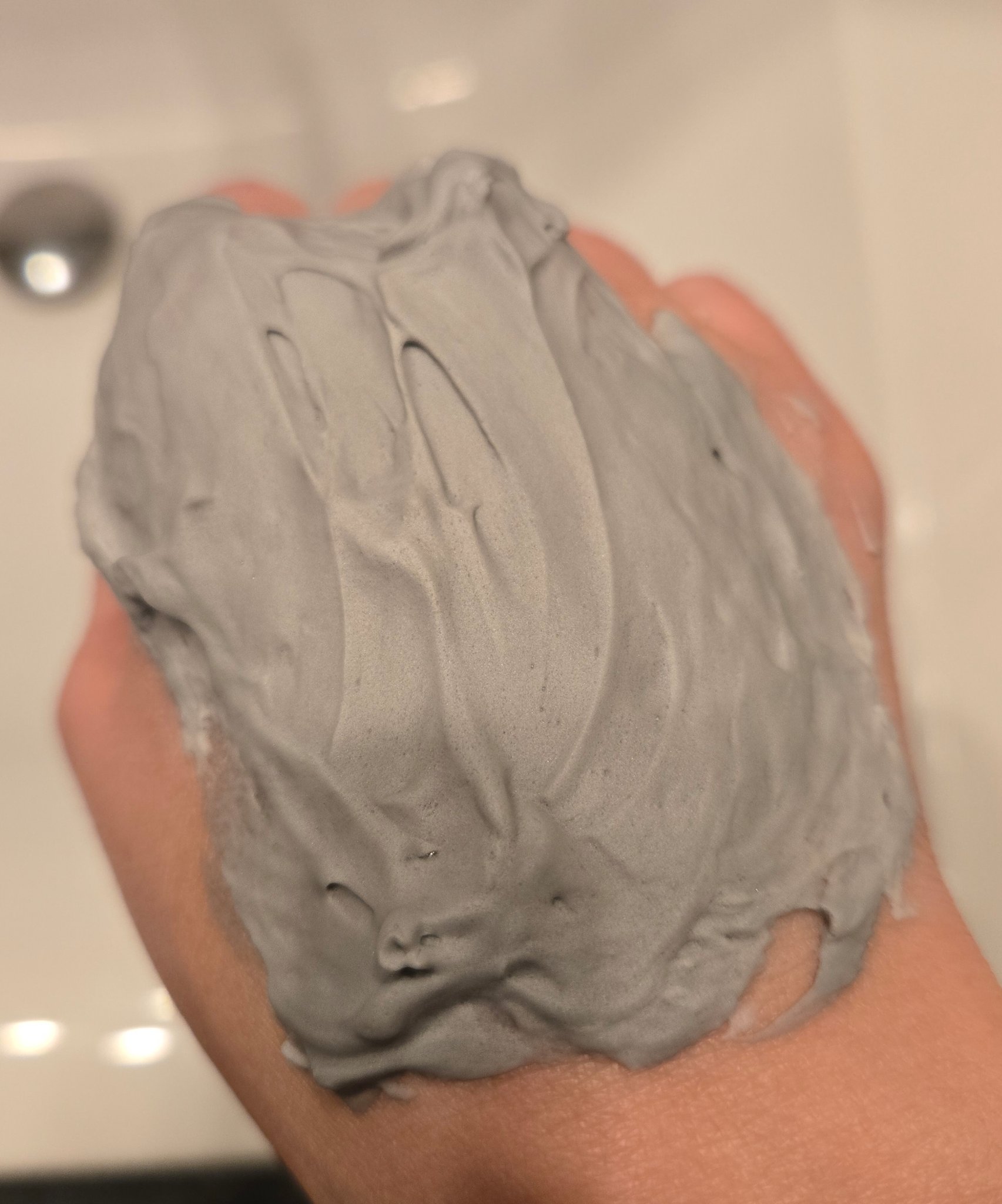 ディズム クリーミーフォームウォッシュ ブラック/DISM/泡洗顔を使ったクチコミ（3枚目）