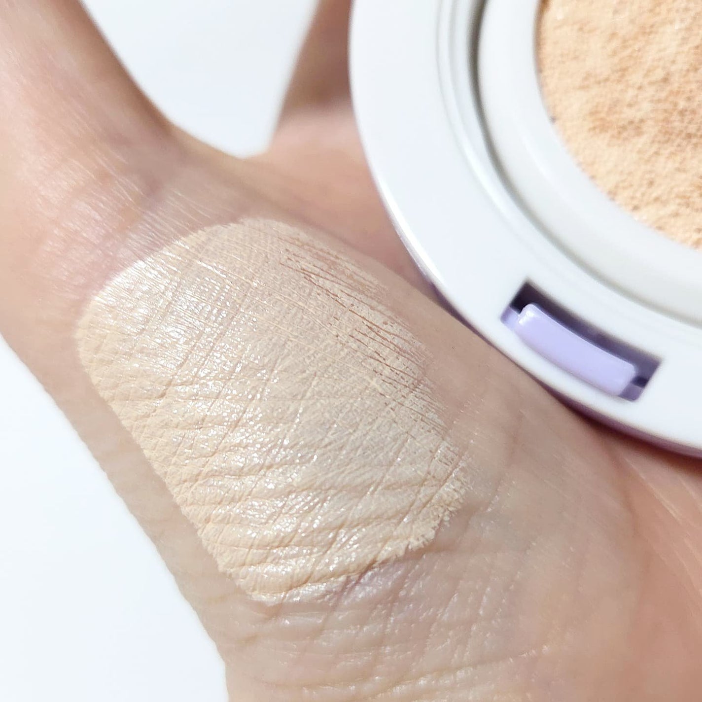 パンテノールバリアクッション/COSNORI/クッションファンデーションを使ったクチコミ(3枚目)