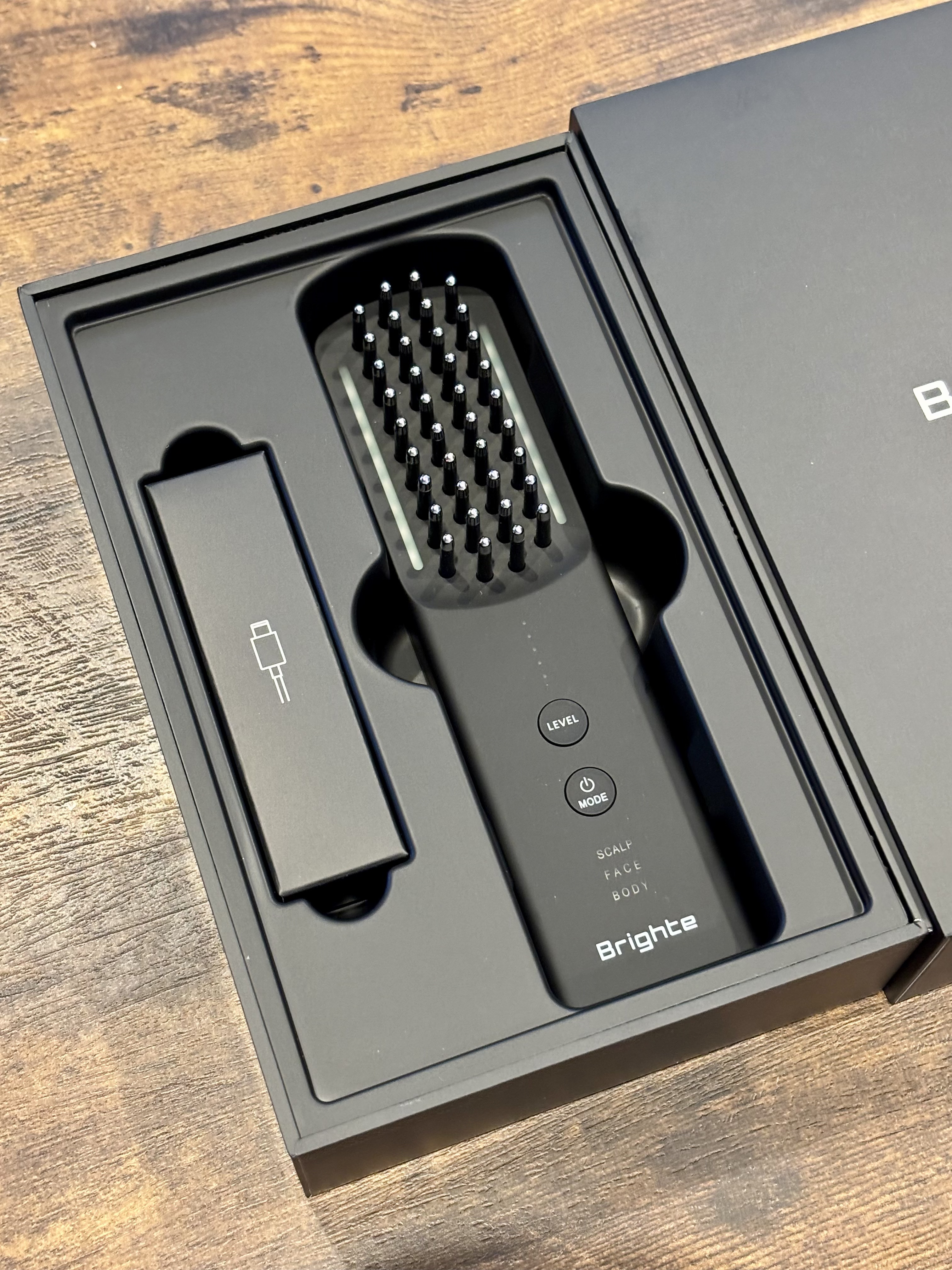 ELEKI BRUSH＋/Brighte/美顔器・マッサージを使ったクチコミ（1枚目）