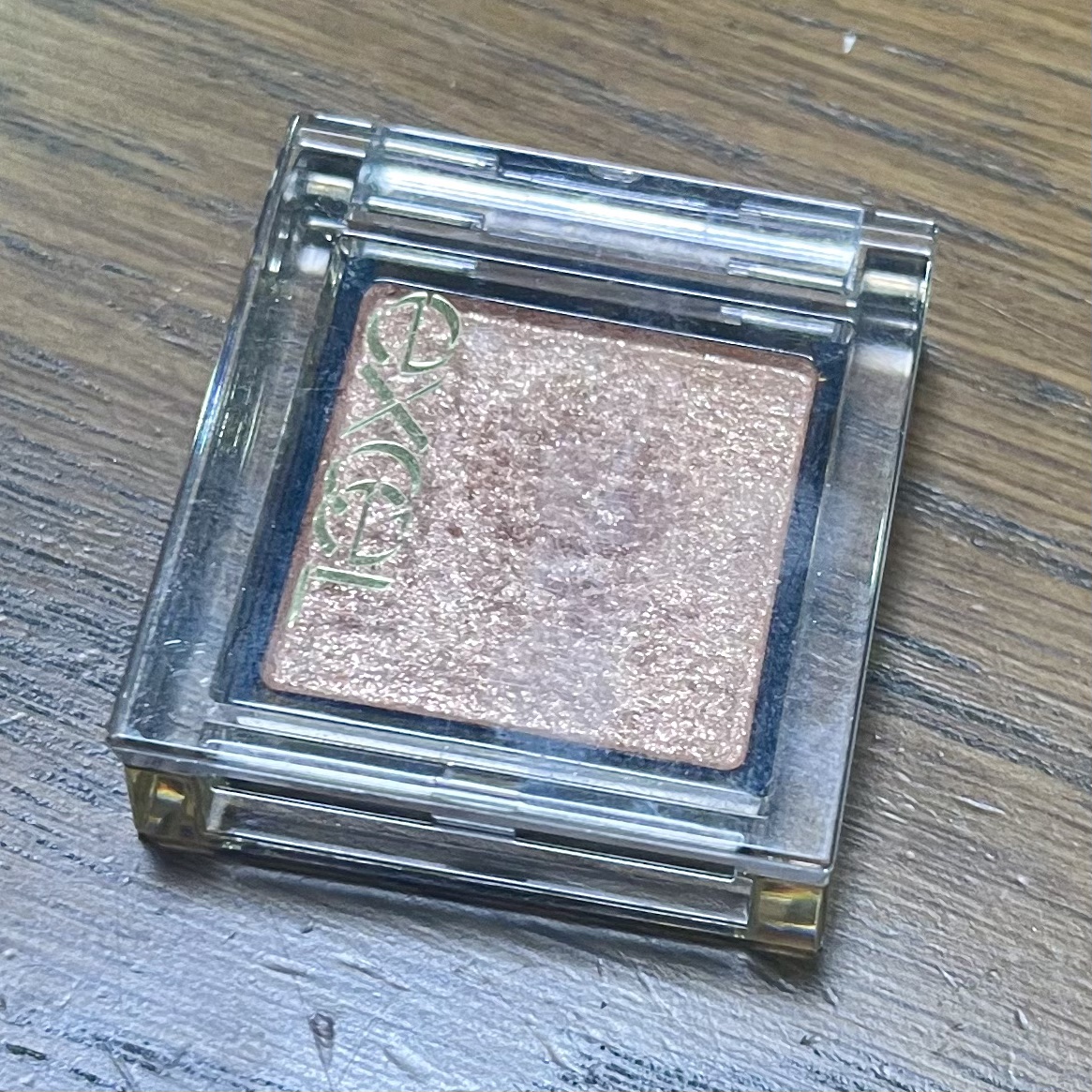 アイプランナー/excel/単色アイシャドウを使ったクチコミ（2枚目）