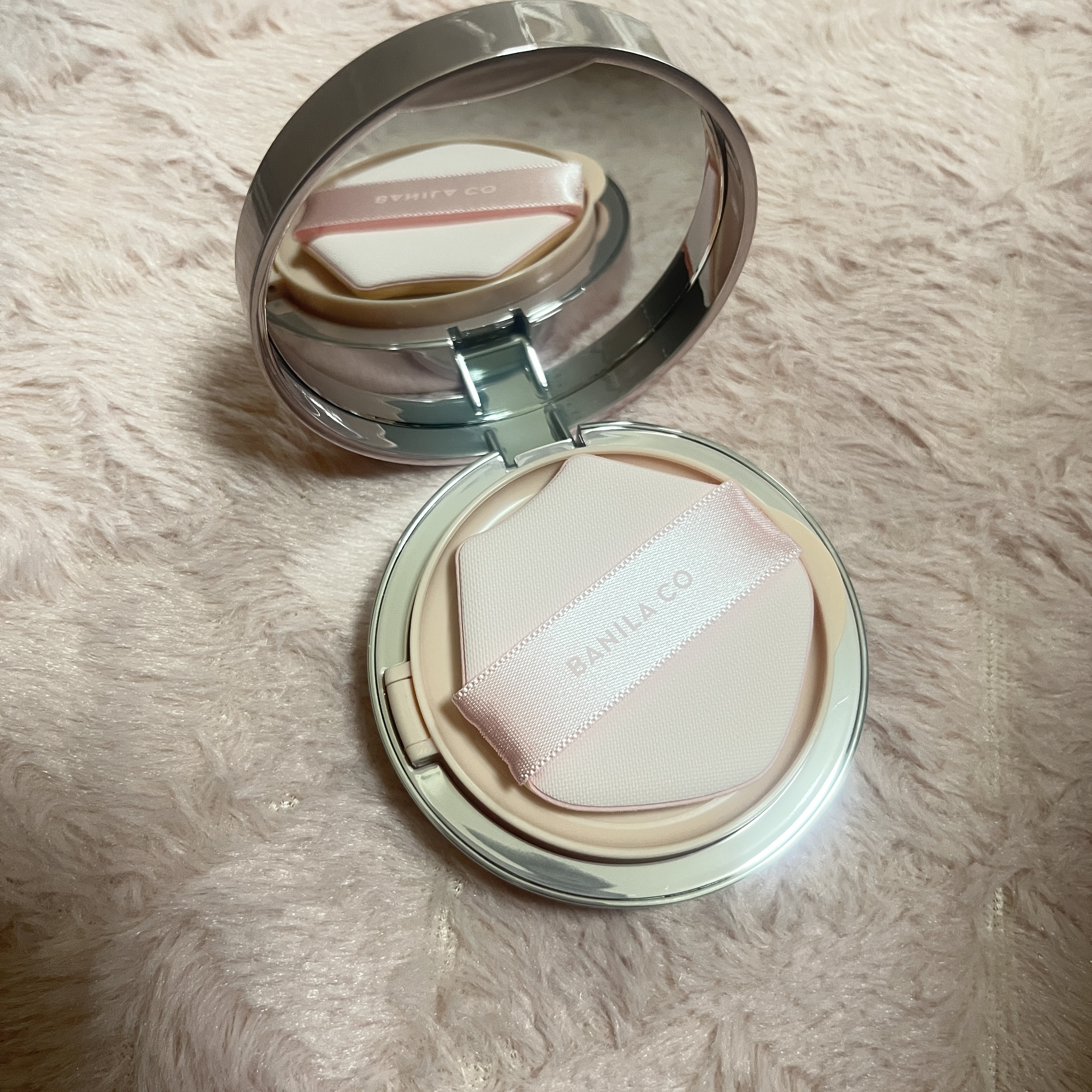 バニラコ エッセンス スキン ピンククッション/BANILA CO/クッションファンデーションを使ったクチコミ（2枚目）