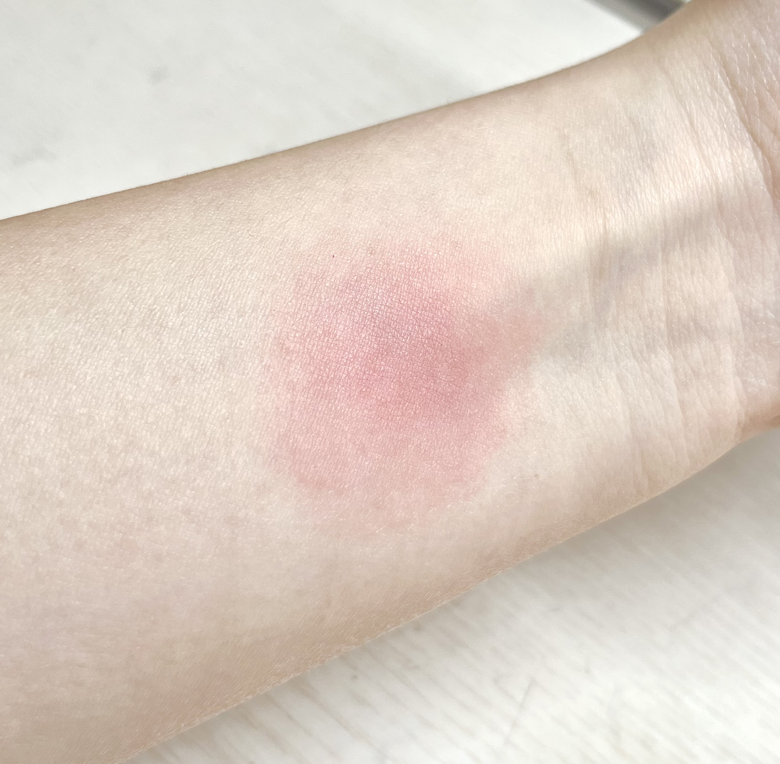 リップアンドチーク ブラーリープリンポット/fwee/口紅を使ったクチコミ（1枚目）