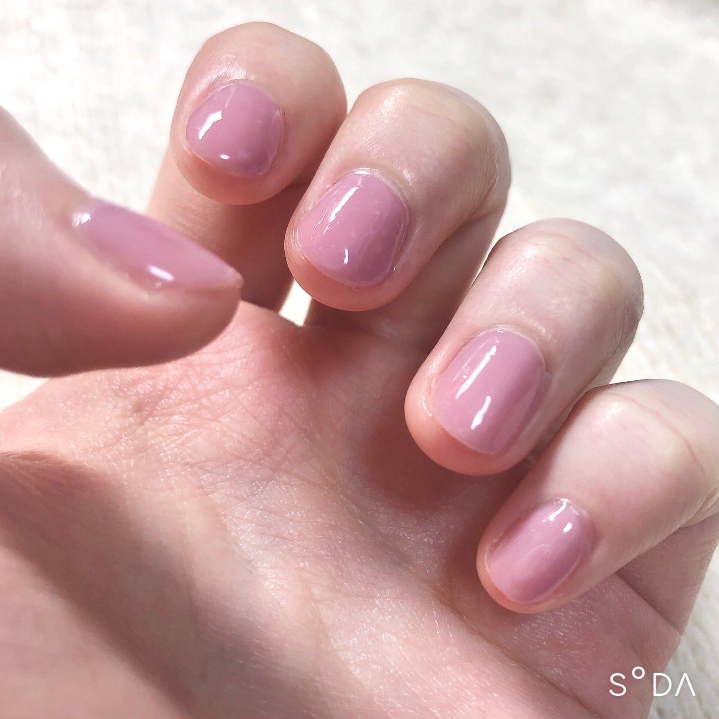 ファンデーションカラーズ/キャンメイク/マニキュアを使ったクチコミ(2枚目)