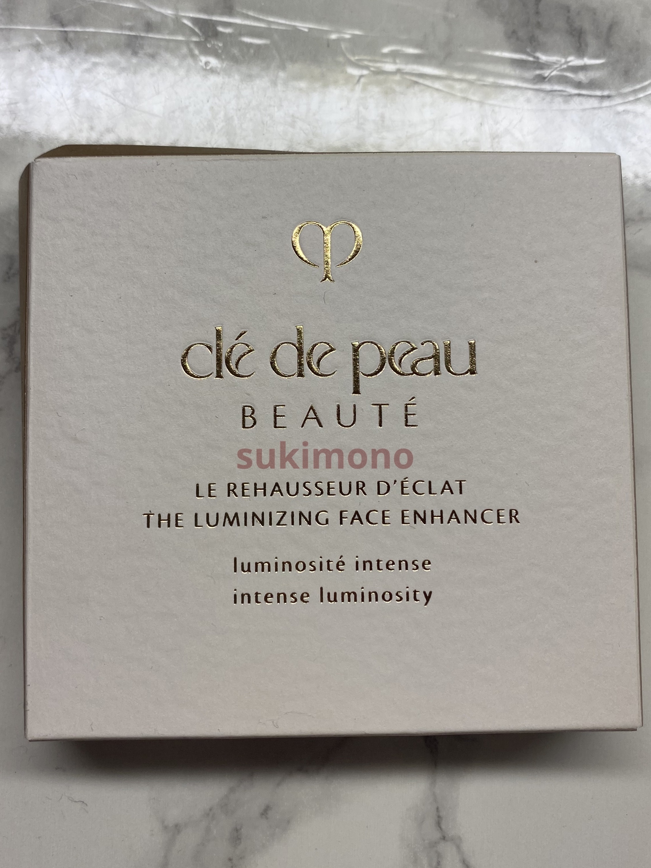 ル・レオスールデクラ /クレ・ド・ポー ボーテ/パウダーハイライトを使ったクチコミ（3枚目）