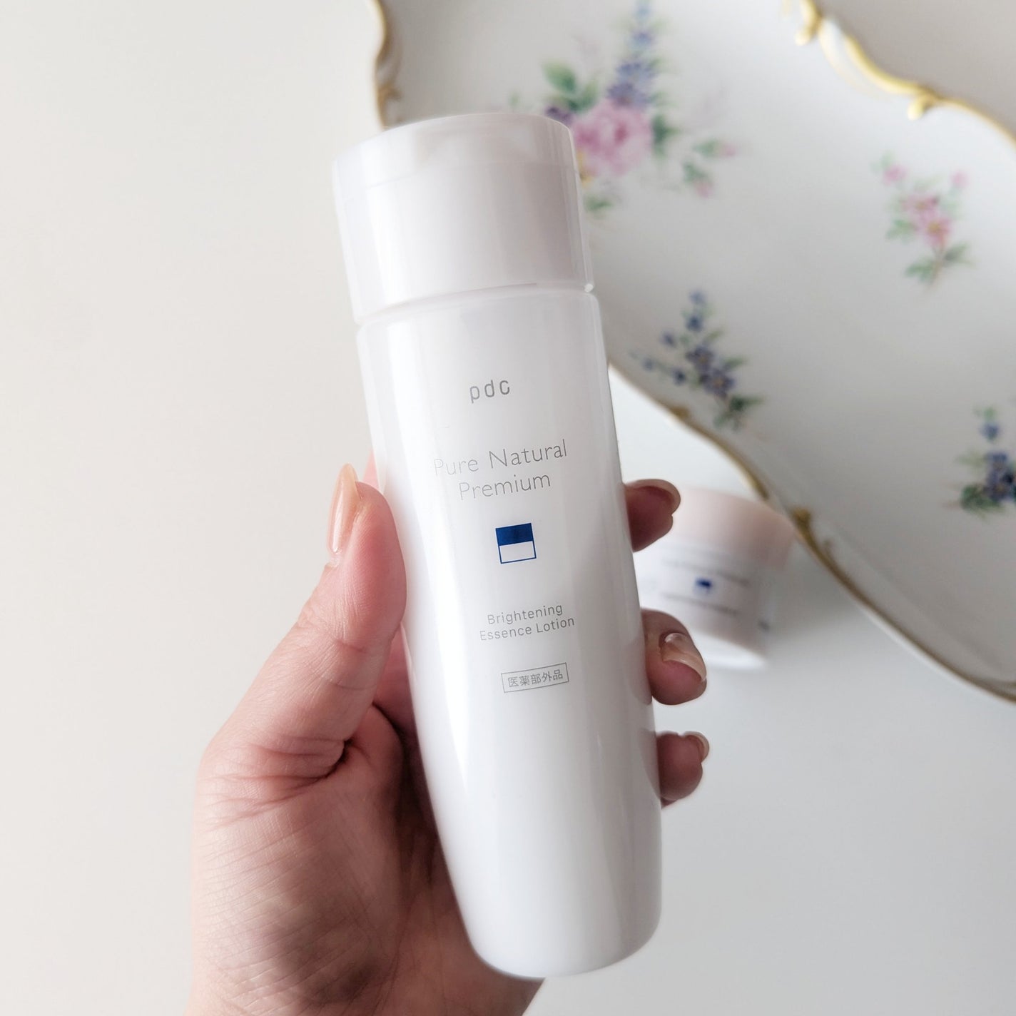 ピュア ナチュラル プレミアム ブライトニング エッセンスローション /pdc/オールインワン化粧品を使ったクチコミ(2枚目)