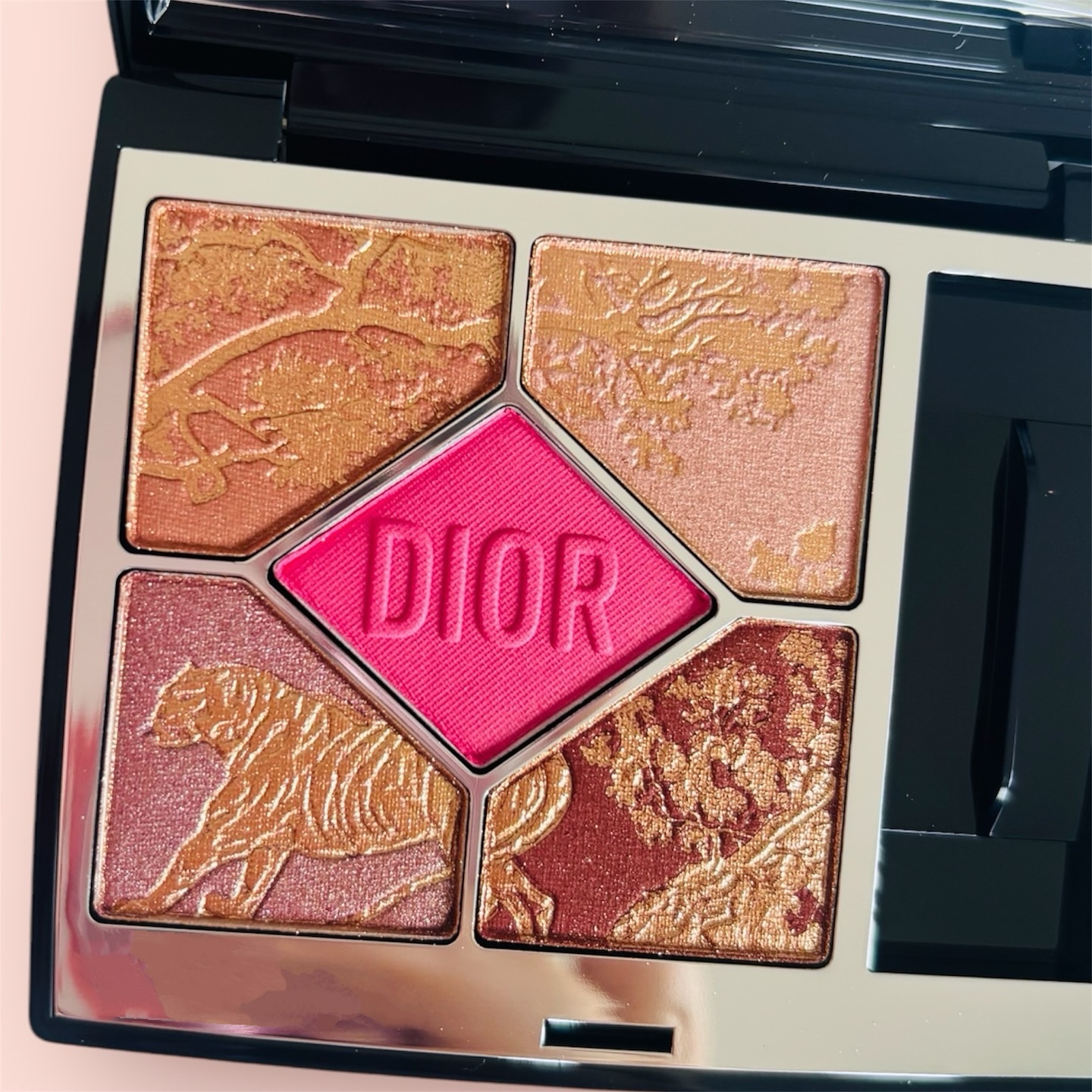 ディオールショウ サンク クルール/Dior/アイシャドウを使ったクチコミ（2枚目）