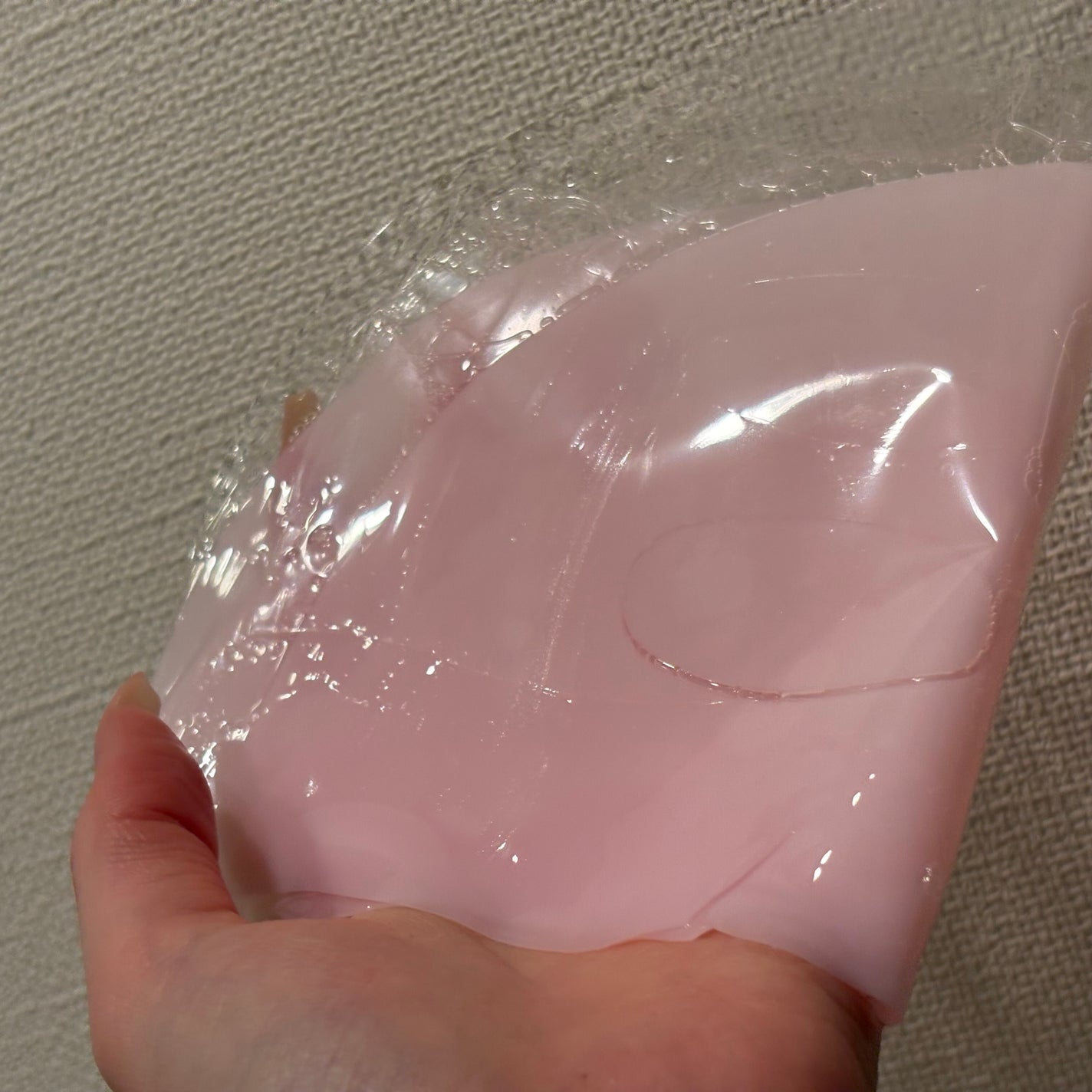 PDRNピンクコラーゲンゲルマスク/MEDICUBE/シートマスク・パックを使ったクチコミ(3枚目)