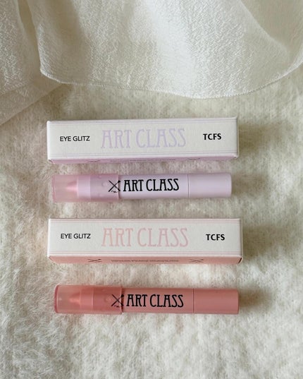 アートクラス アイグリッツ/too cool for school/スティックアイシャドウを使ったクチコミ(2枚目)