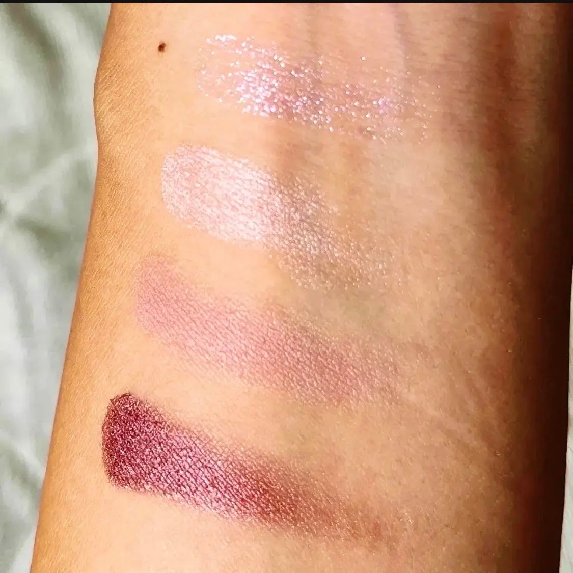 ベージュトーンアイシャドウ/CEZANNE/アイシャドウパレットを使ったクチコミ(4枚目)