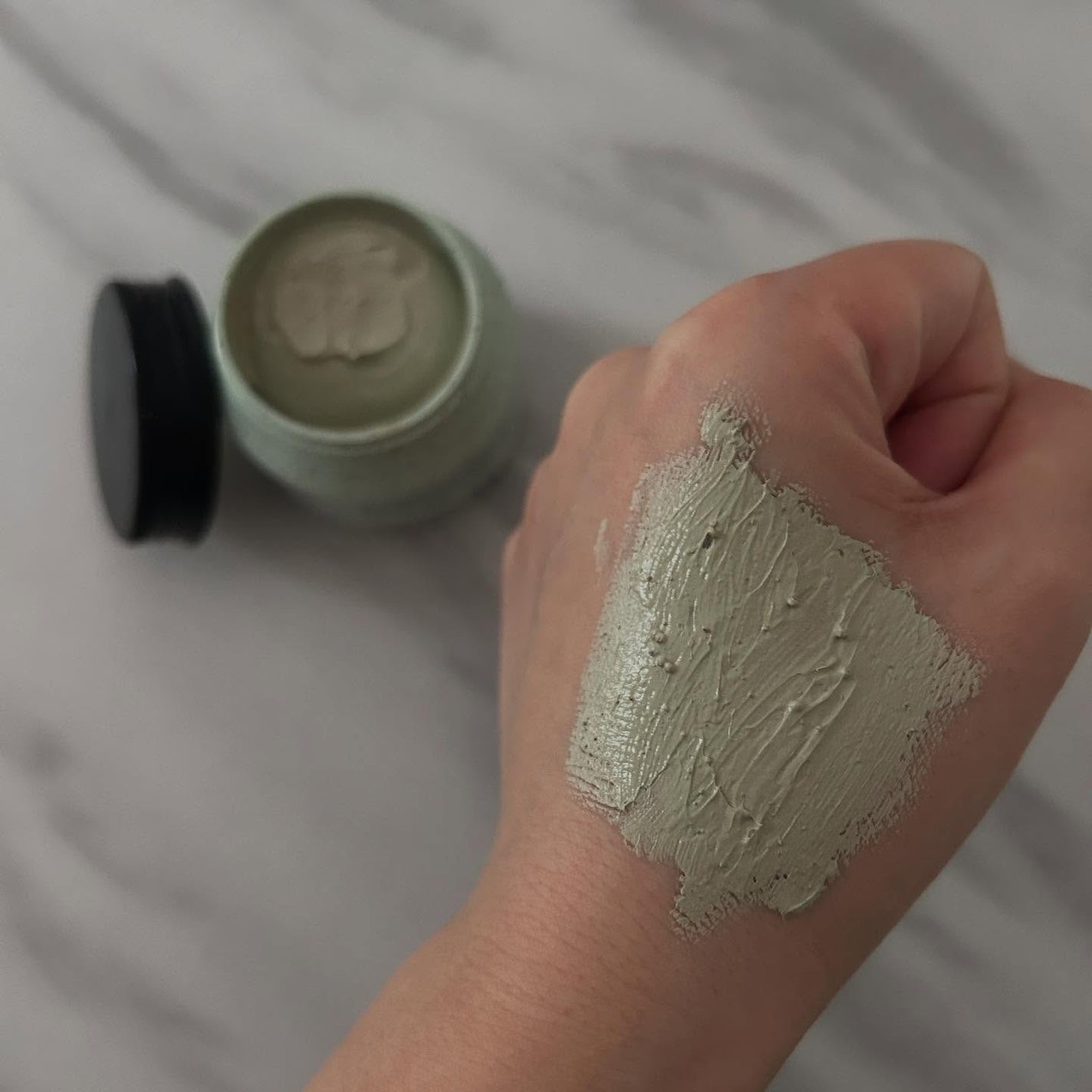 スーパーヴォルカニック ポア クレイマスク クールミントチョコレート/innisfree/洗い流すパック・マスクを使ったクチコミ(4枚目)