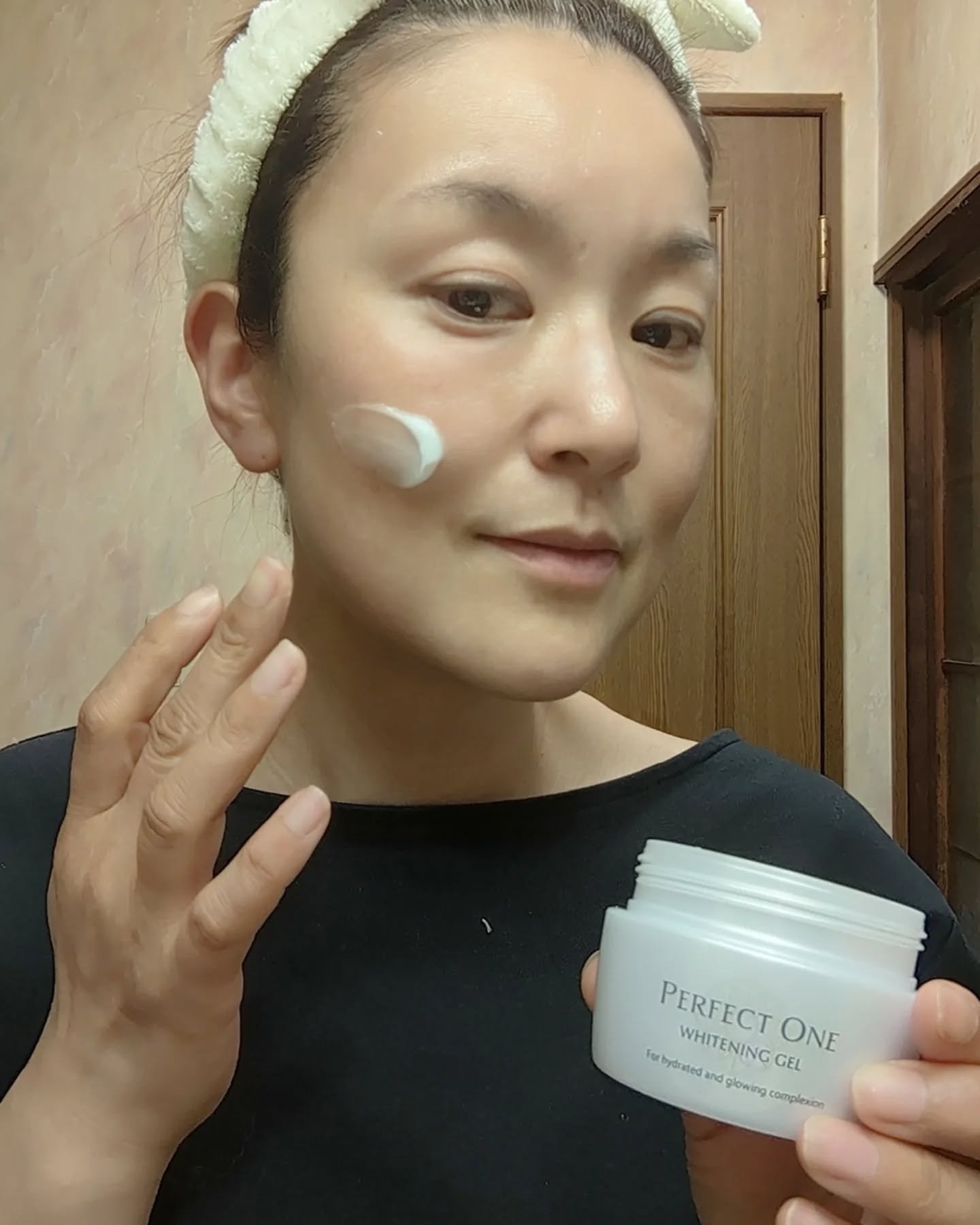 パーフェクトワン 薬用ホワイトニングジェル/パーフェクトワン/オールインワン化粧品を使ったクチコミ（1枚目）