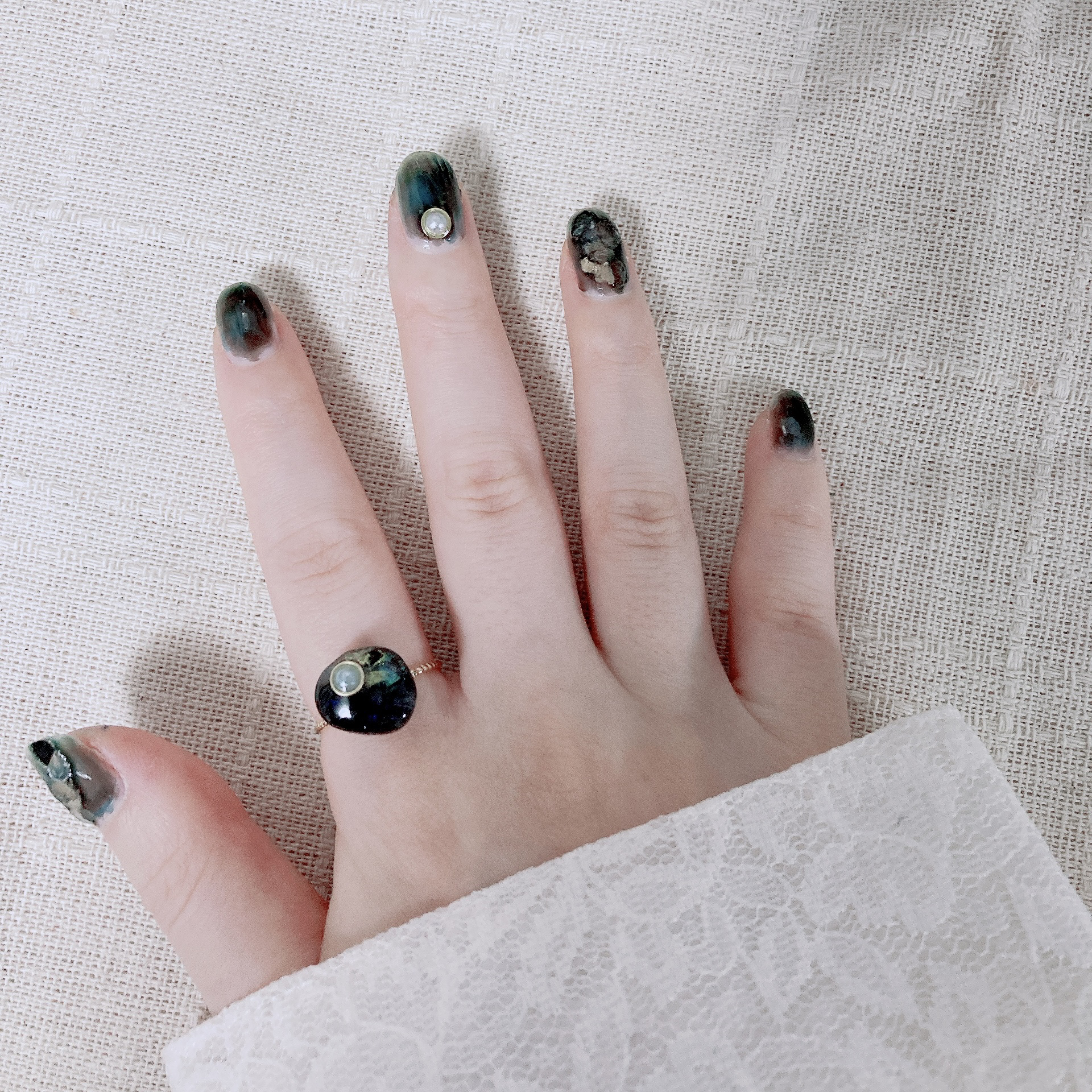 ムードペブルネイル/rom&nd/マニキュアを使ったクチコミ（3枚目）