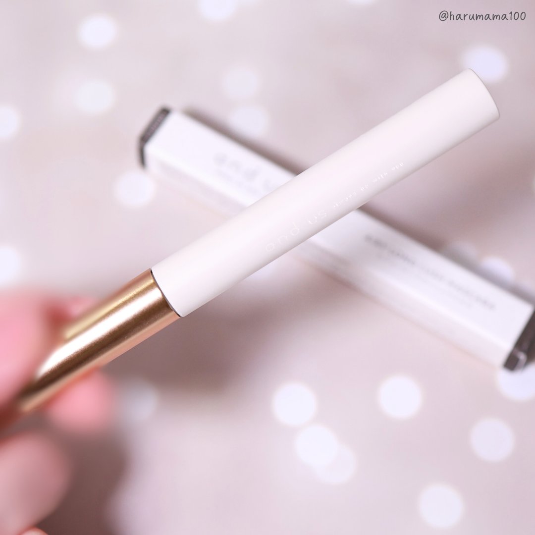 エアリーロングラッシュマスカラ / and us