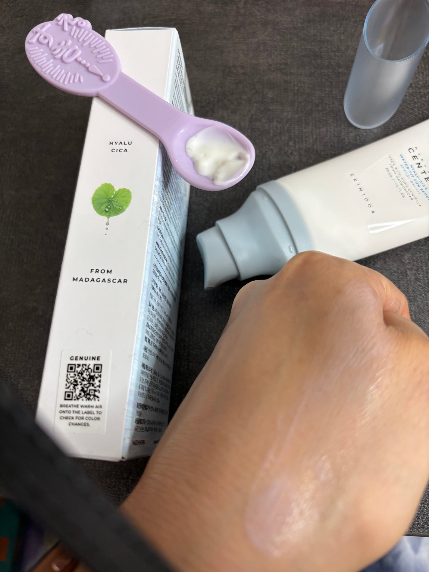 ヒアルーシカ ウォーターフィット サンセラム/SKIN1004/日焼け止めローションを使ったクチコミ(2枚目)