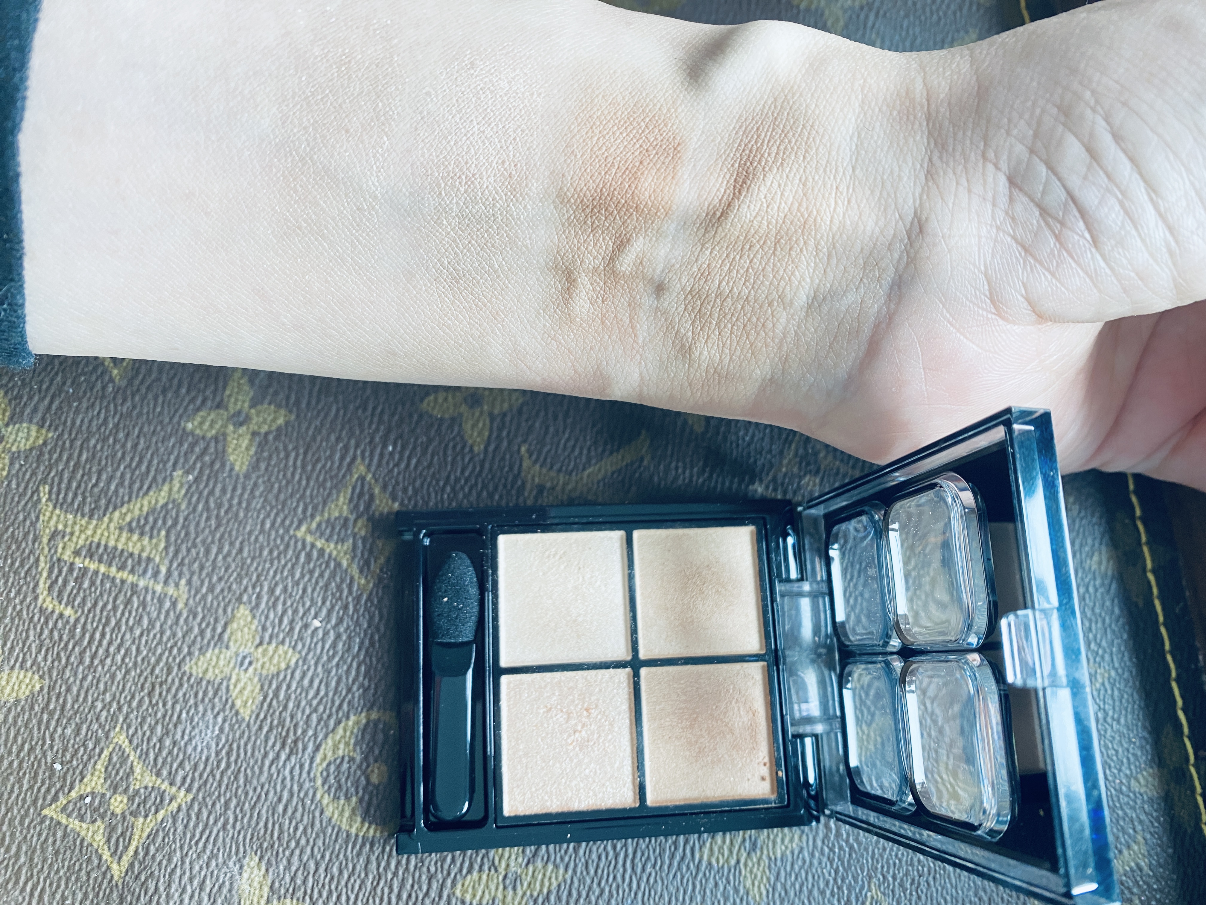 ケイト ポッピングシルエットシャドウ/KATE/アイシャドウパレットを使ったクチコミ（3枚目）