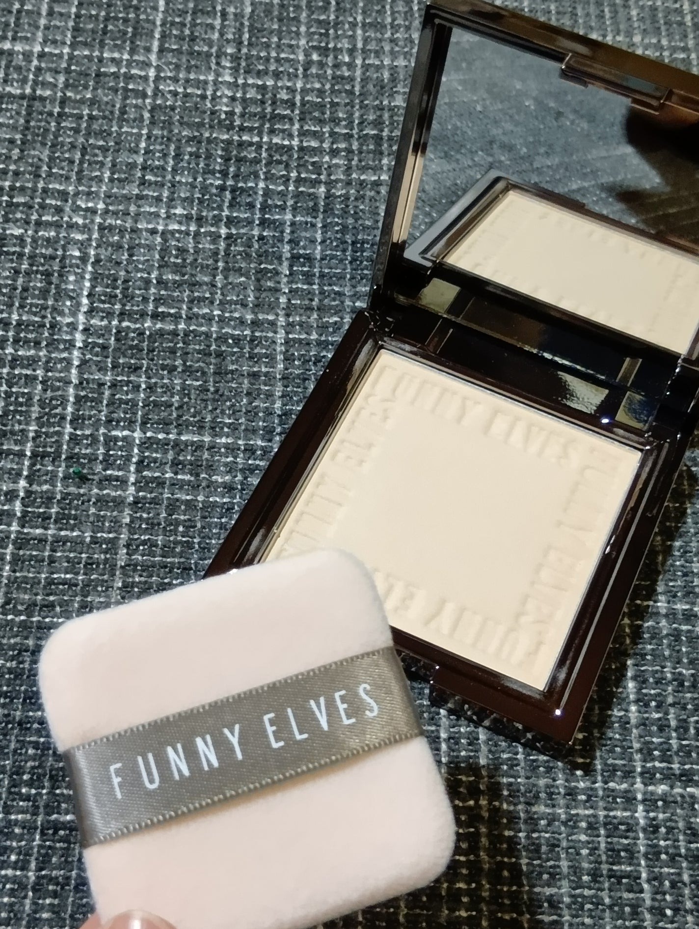 ソフトマットプレストパウダー/FUNNY ELVES方里/プレストパウダーを使ったクチコミ(4枚目)
