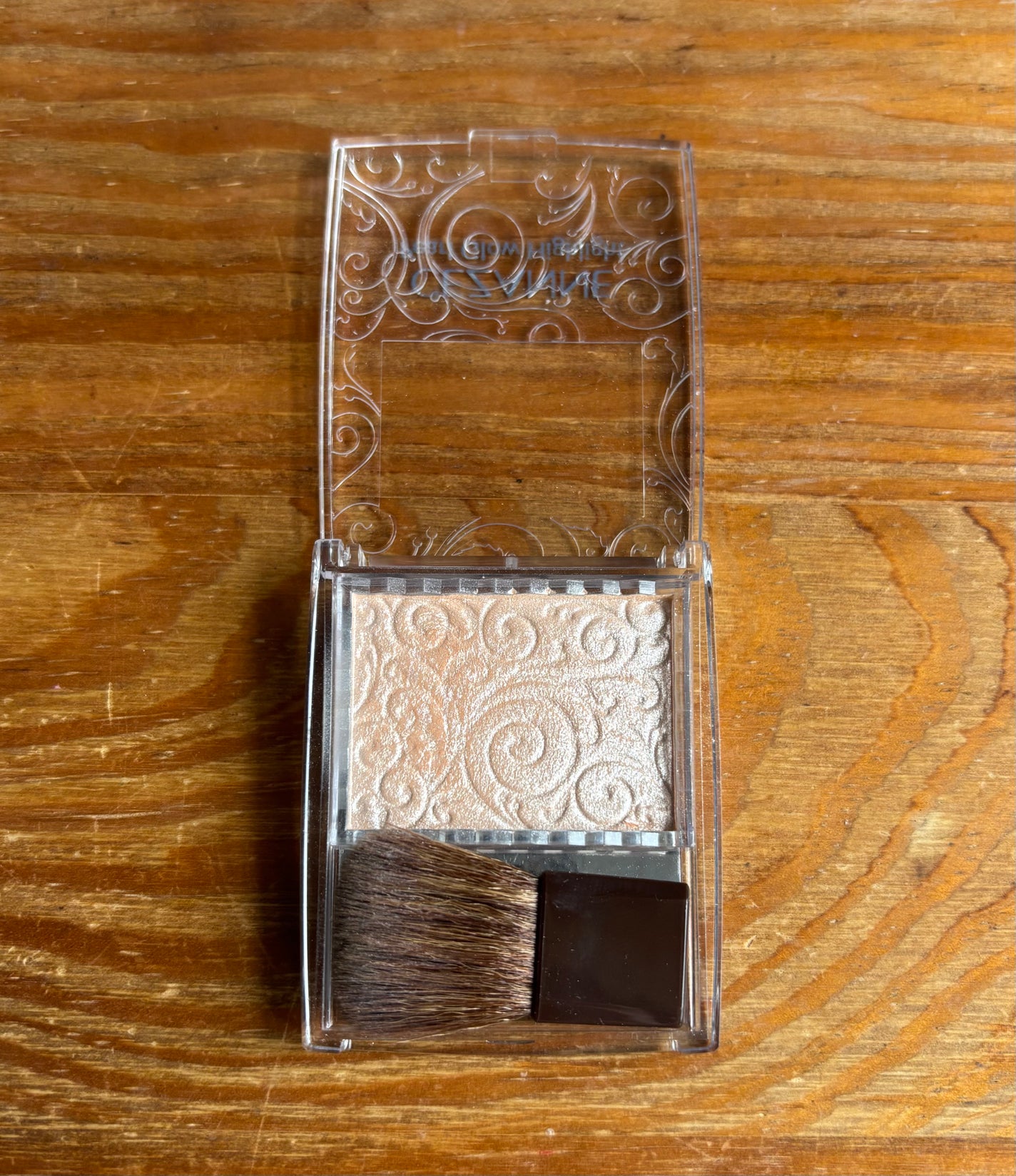 パールグロウハイライト/CEZANNE/パウダーハイライトを使ったクチコミ(2枚目)