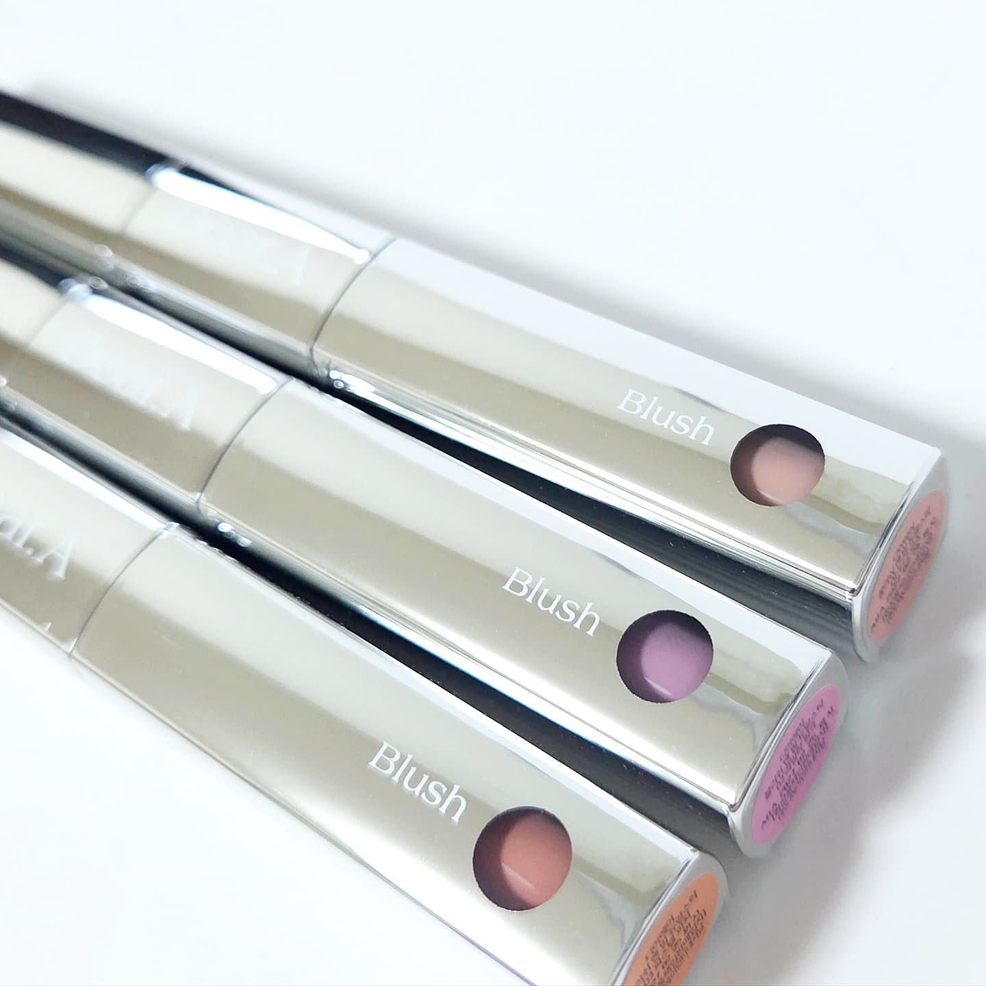 ブラッシュ＆ビームデュアルスティック 01 ヌーディーローズ＆パールグロウ/Dear.A/リキッドチークを使ったクチコミ（3枚目）