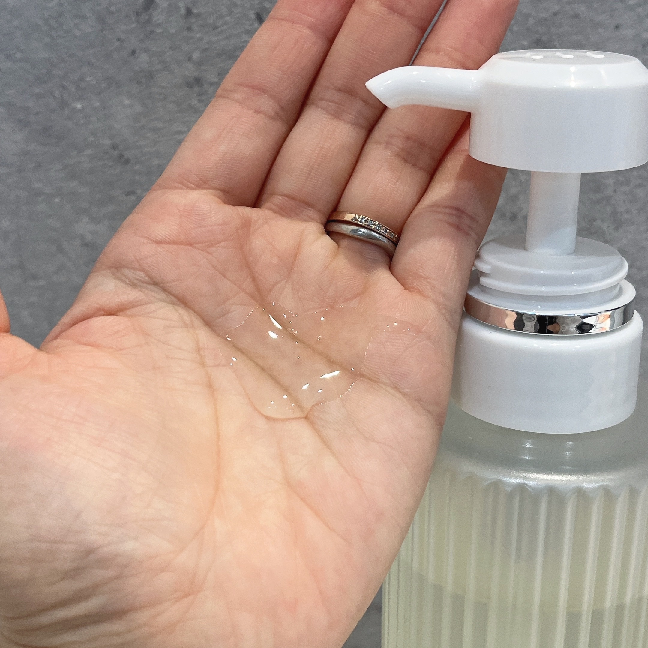 h&s 深ヘッドスパ アドバンスド エイジング ケア*4 シャンプー[医薬部外品]/トリートメント/h&s/市販シャンプーを使ったクチコミ（3枚目）